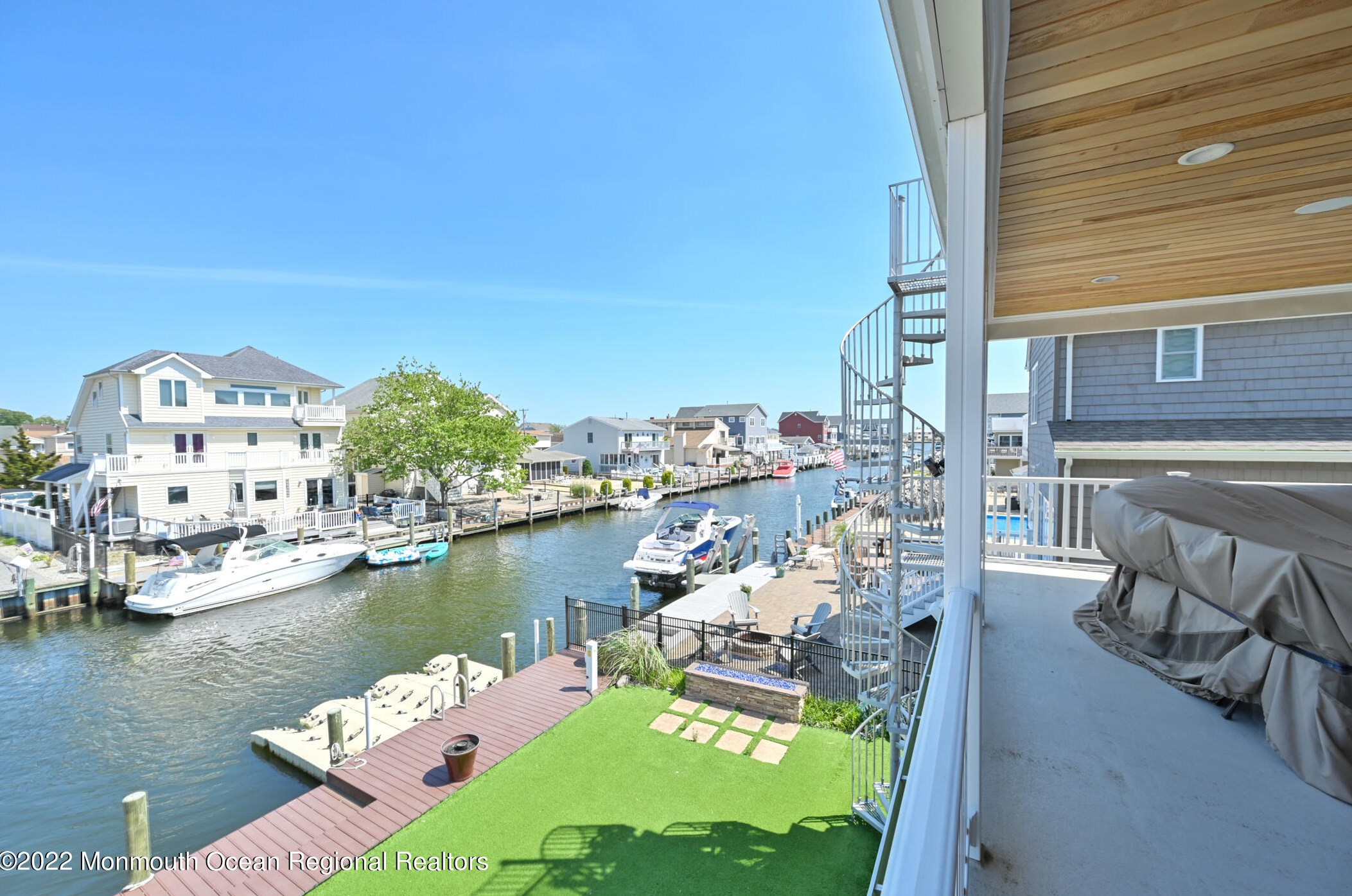 29 Neptune Rd, Toms River NJ  08753-2030 exterior