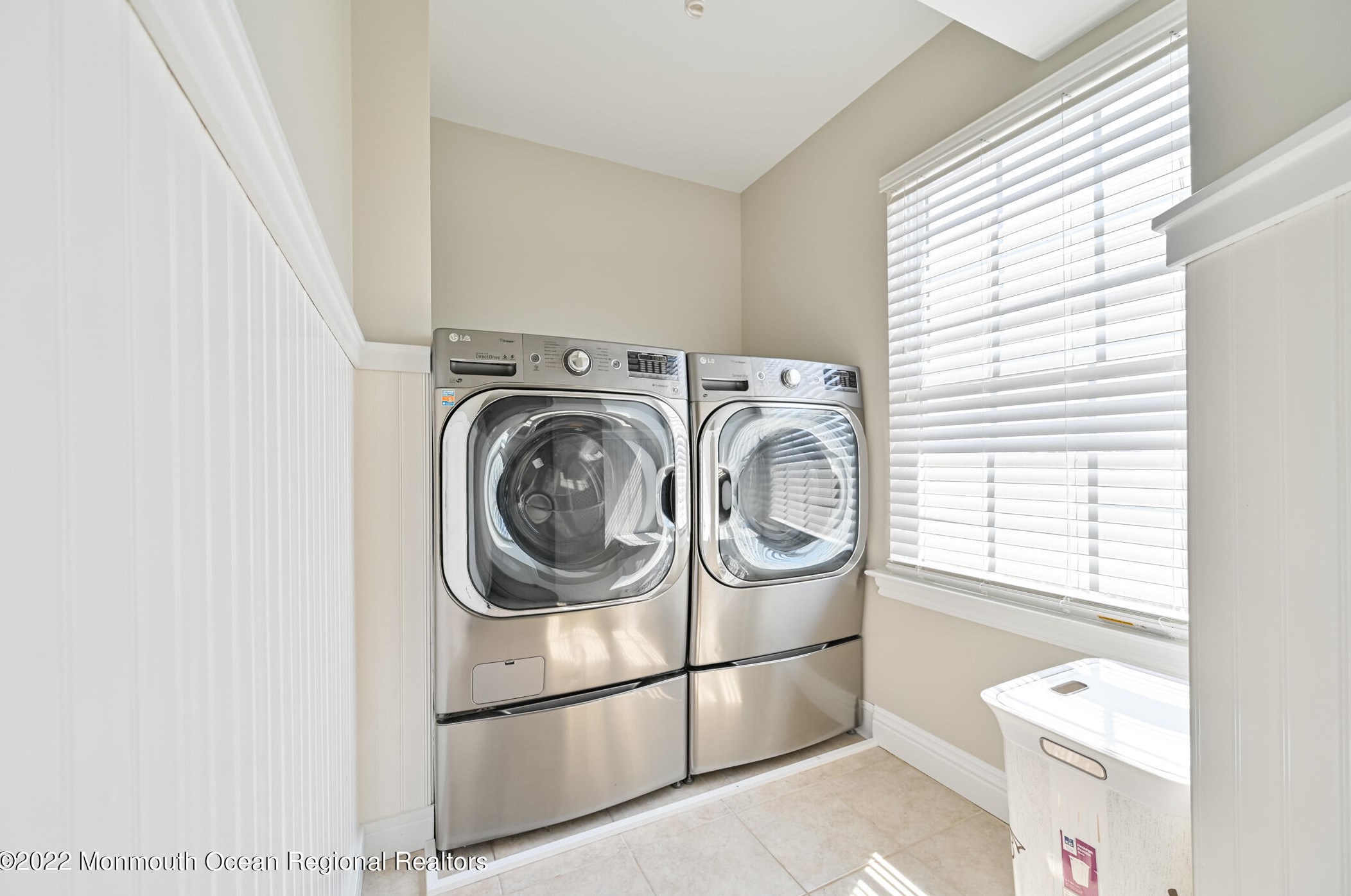 29 Neptune Rd, Toms River NJ  08753-2030 exterior