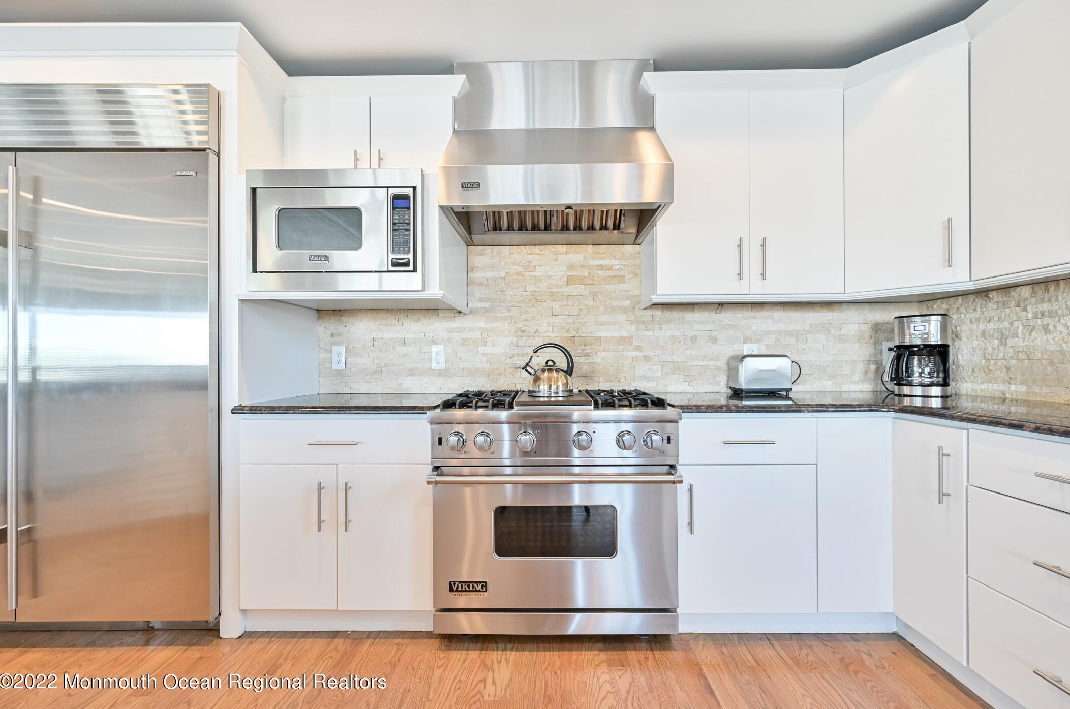 29 Neptune Rd, Toms River NJ  08753-2030 exterior