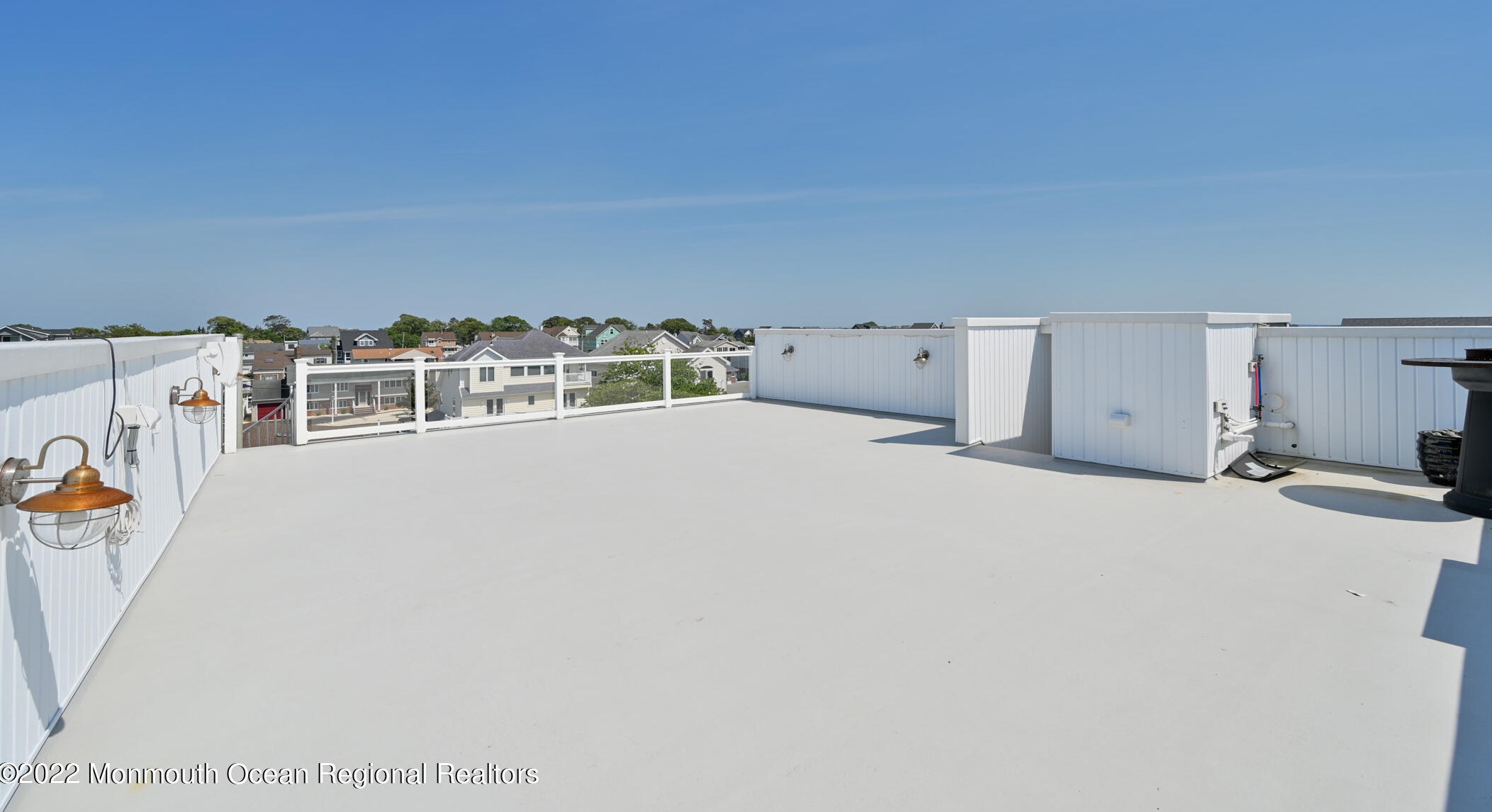29 Neptune Rd, Toms River NJ  08753-2030 exterior