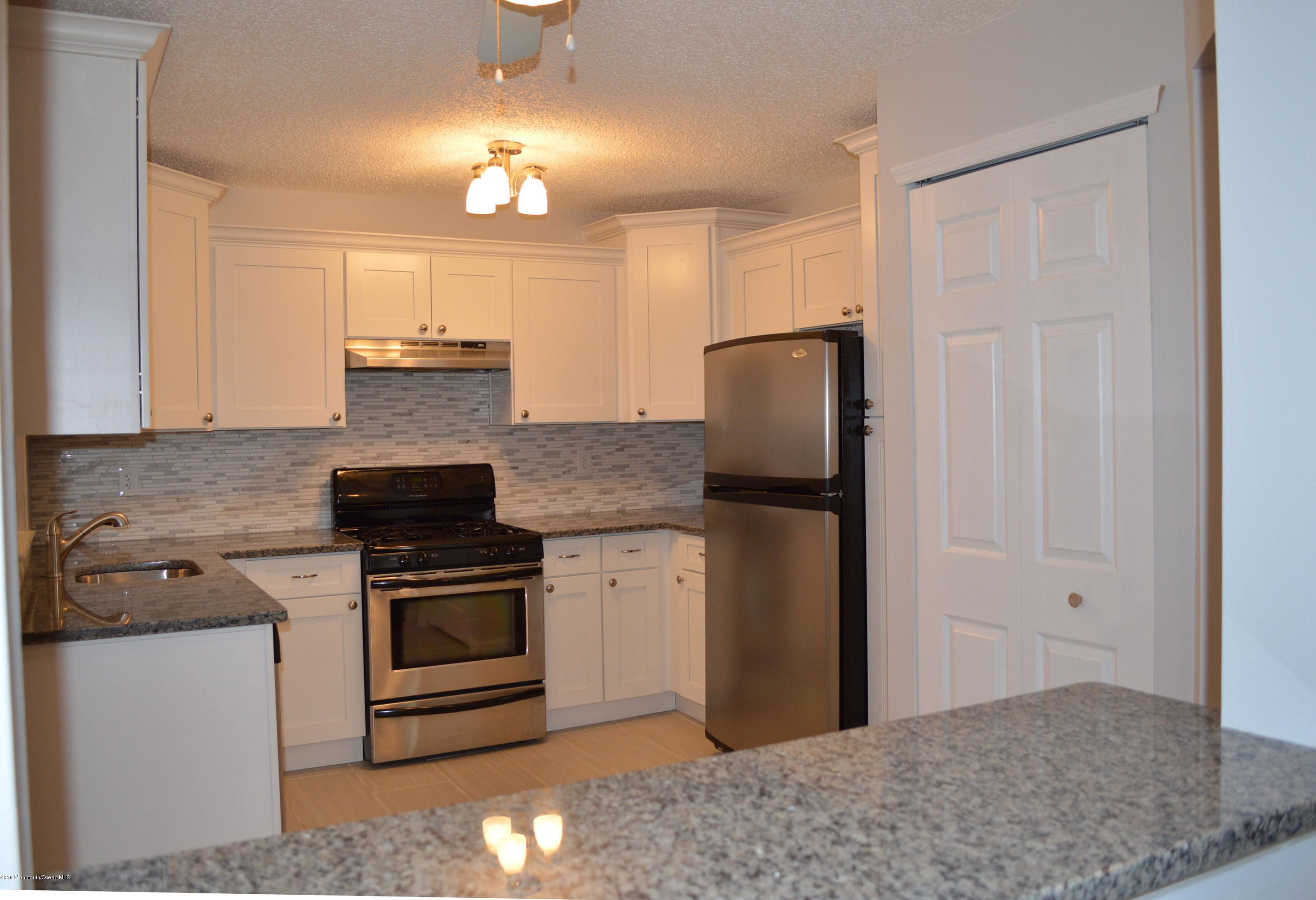 126 Tulip Ln, East Freehold, NJ 07728-4090