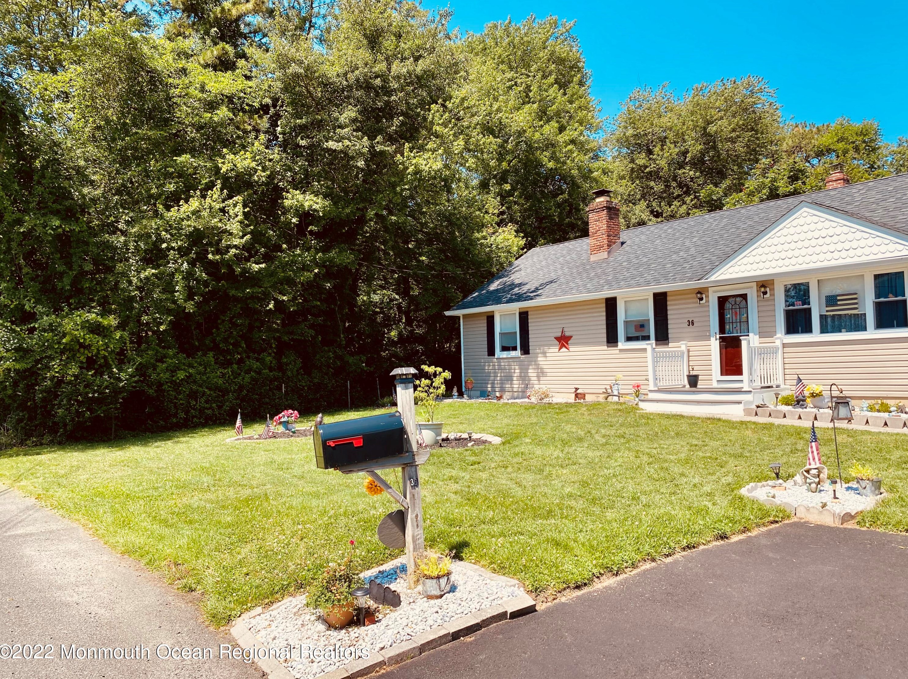 36 Rustic Dr, Wall Township, NJ 07731-1420