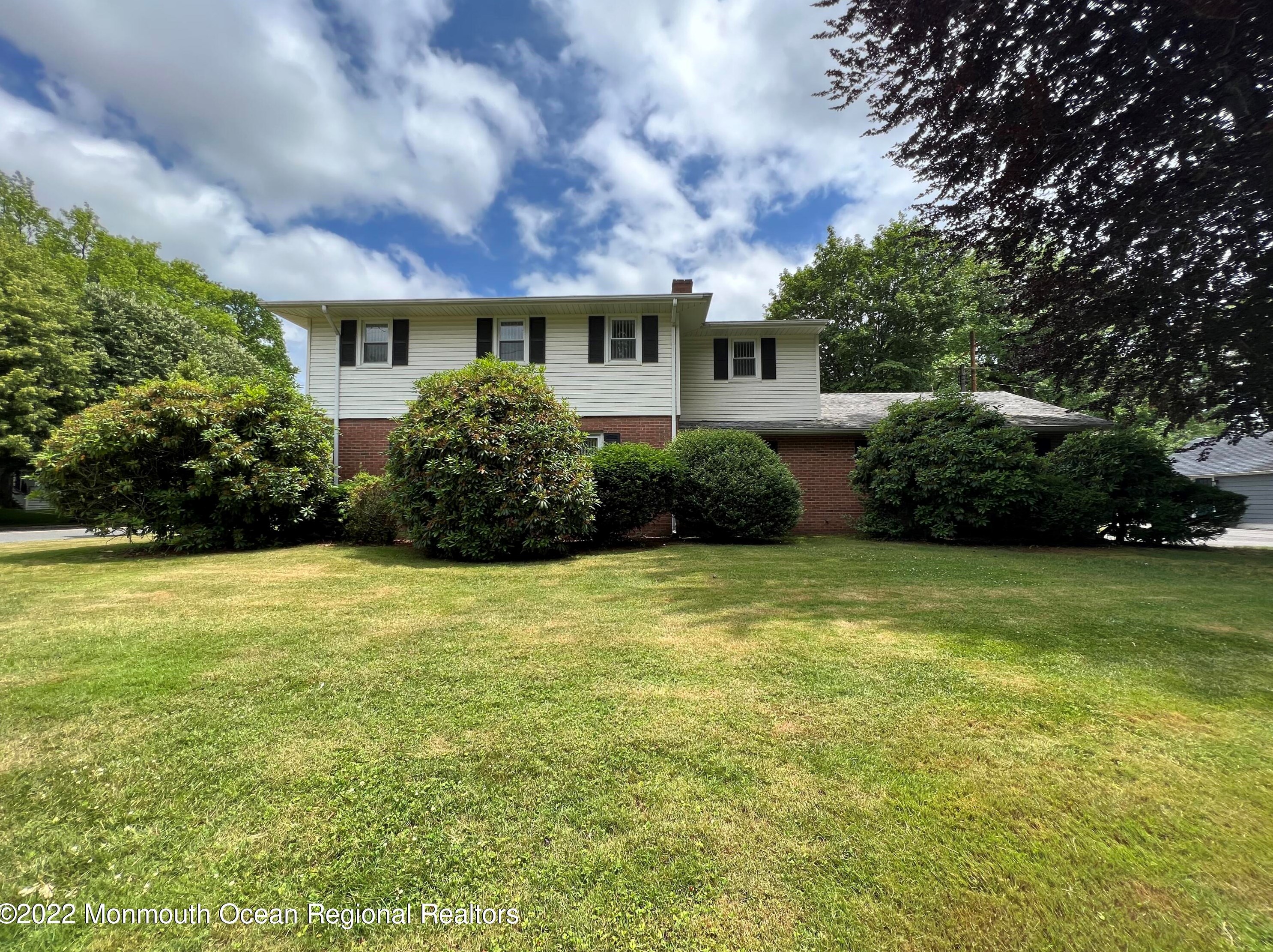 722 Grassmere Avenue, Tinton Falls, NJ 07712