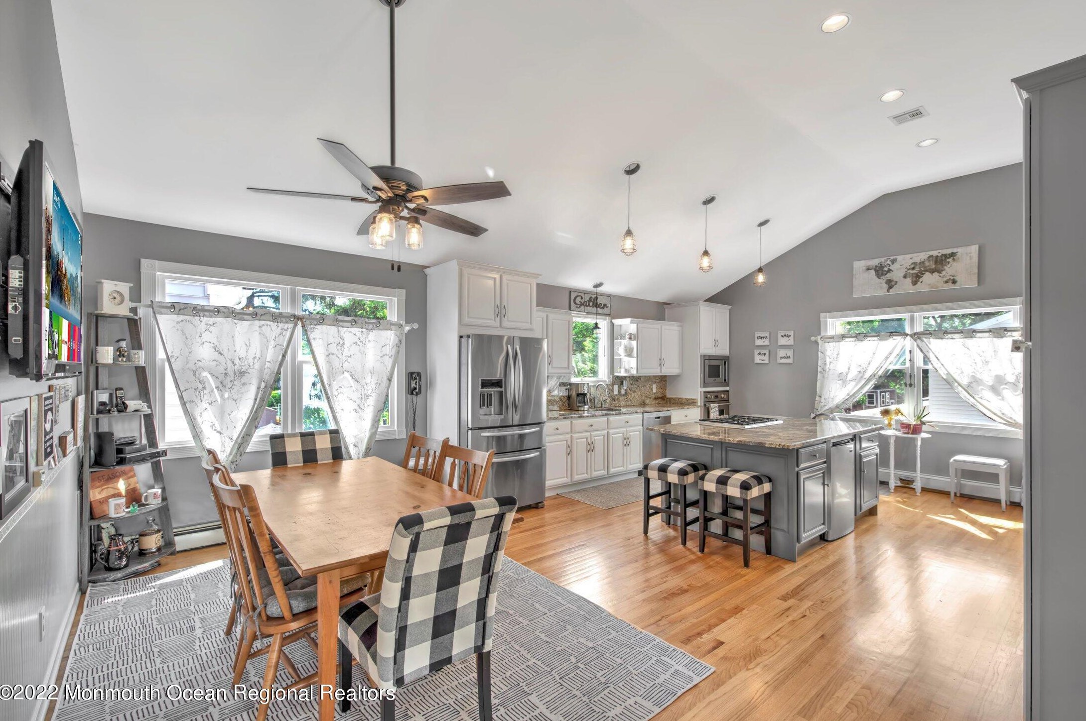 6 Acpoan Pl, Wall Township, NJ 08736-3524