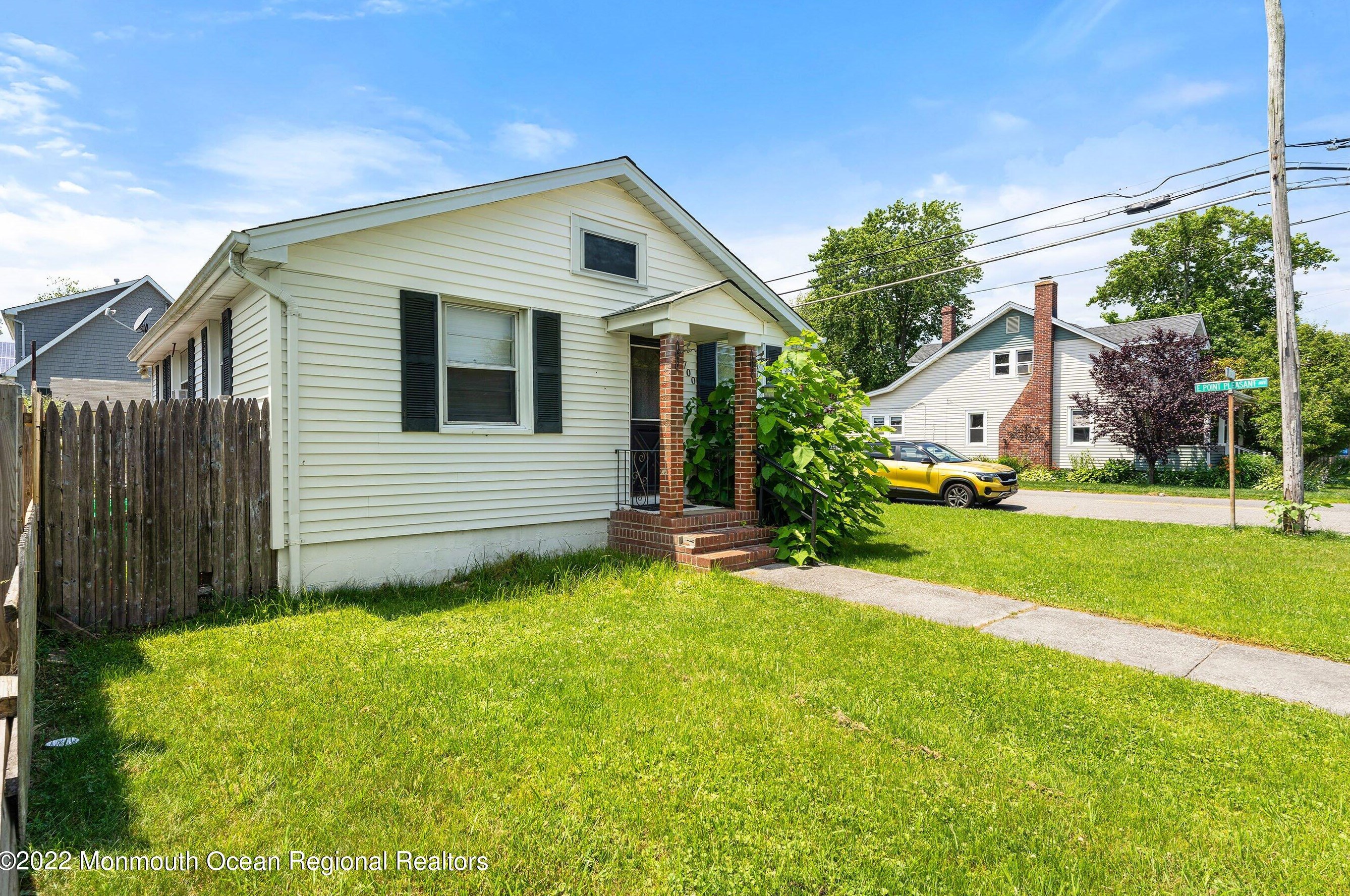 700 Anglesea Ave, Ocean Gate, NJ 08740
