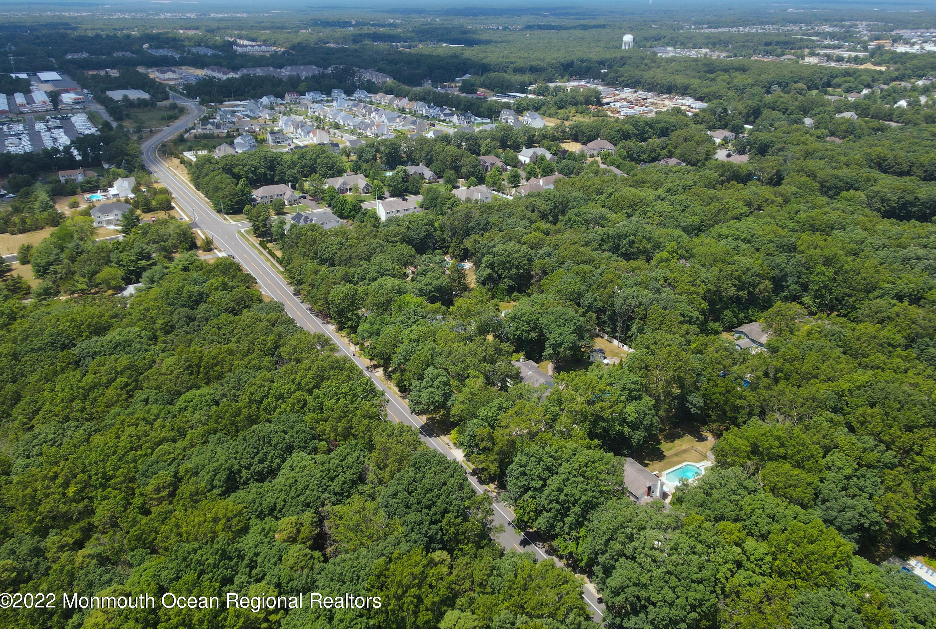 1156 Hickory St, Toms River NJ 08755-1302 exterior