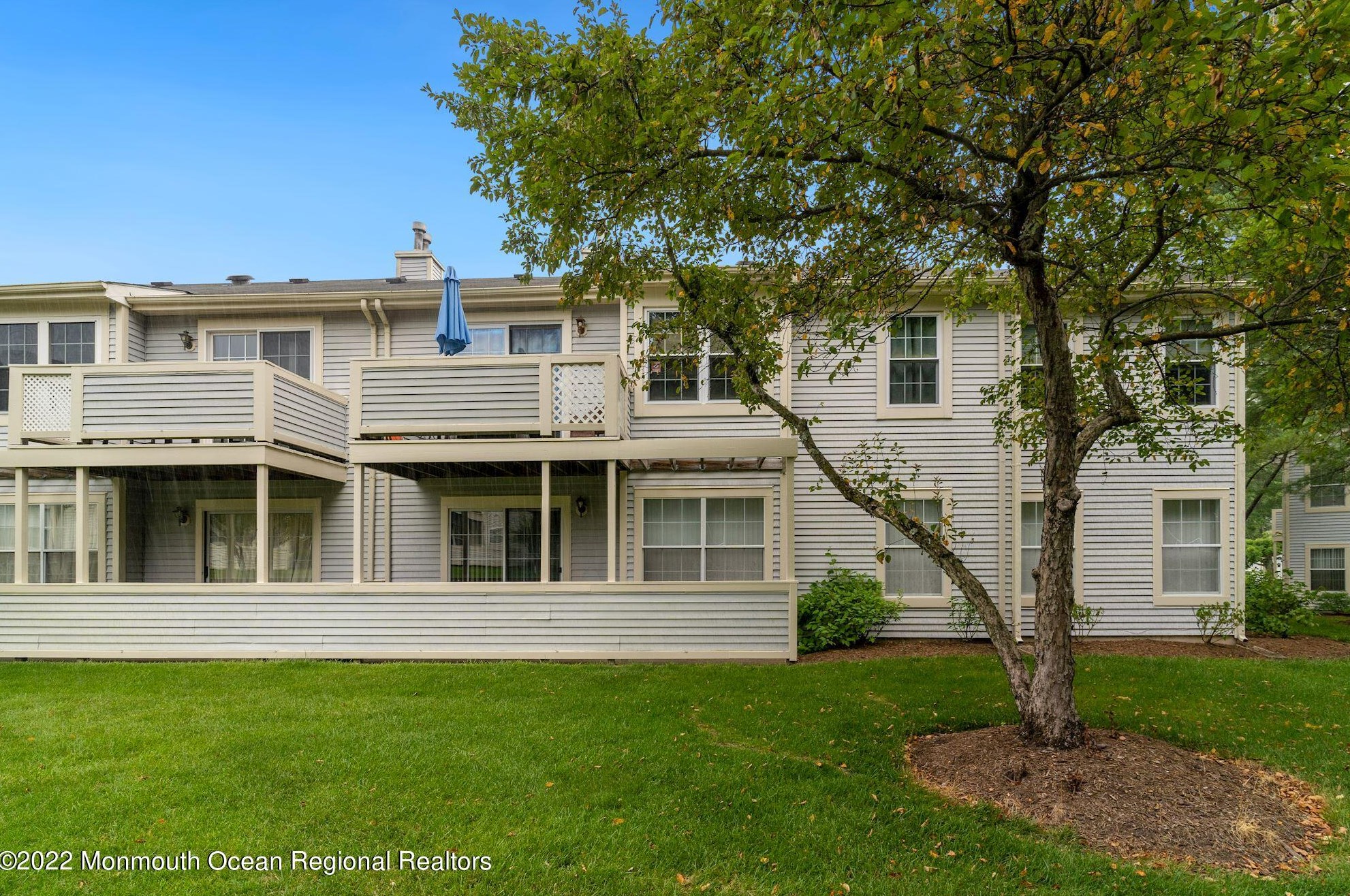 44 Chinkaberry Ct, Wall Township, NJ 07731-3091