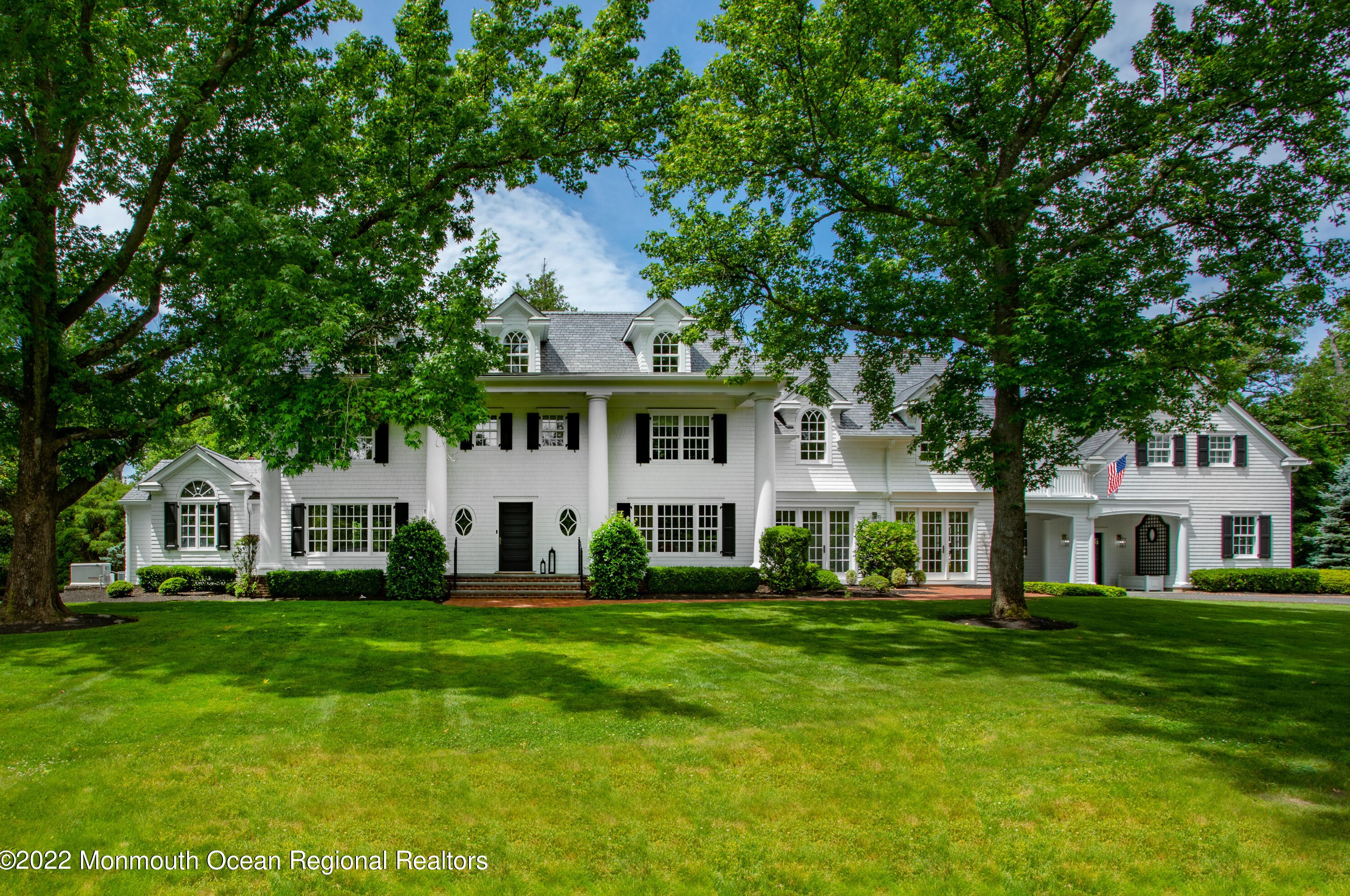 4 Broadmoor Dr, Locust, NJ 07760