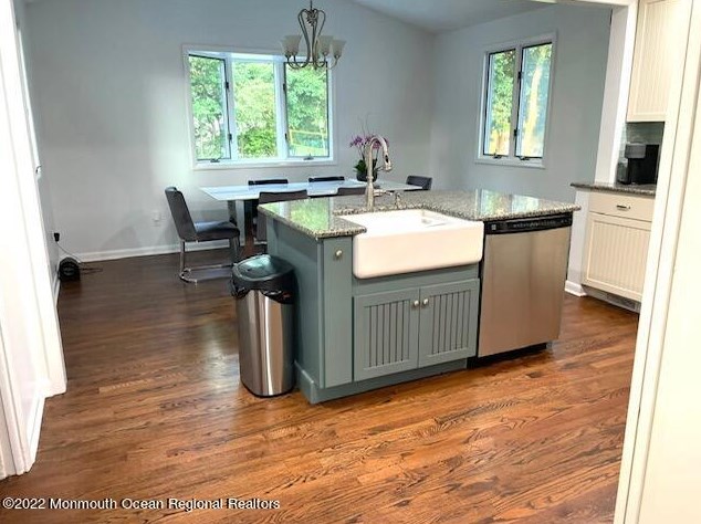 189 Whalepond Rd, Oakhurst, NJ 07755