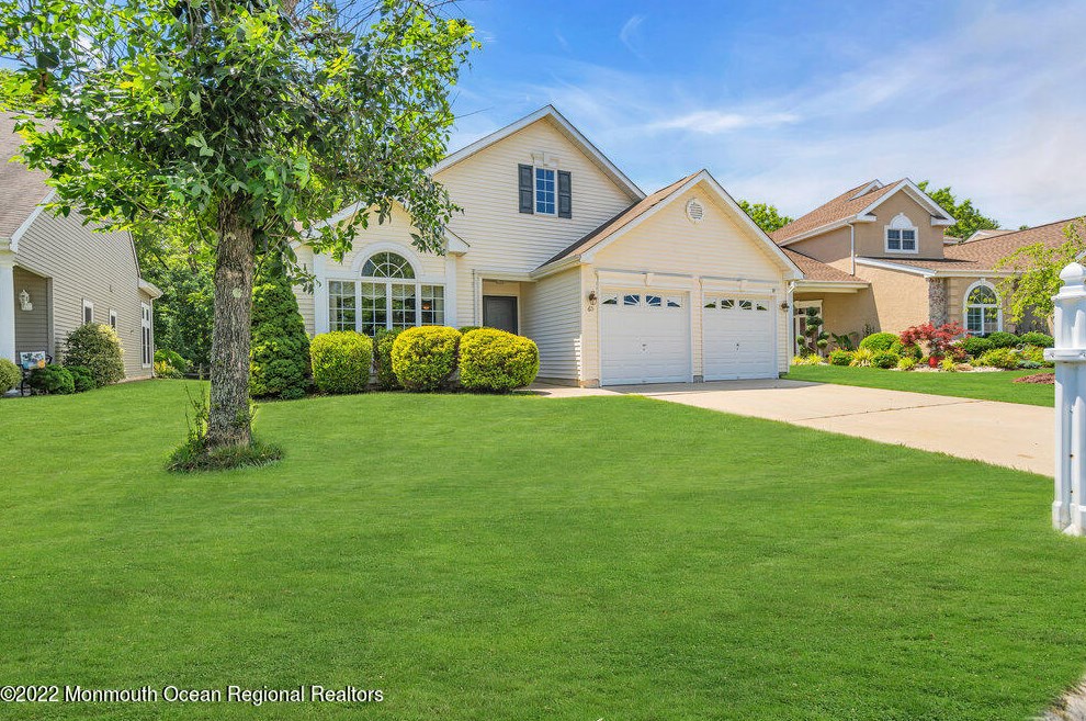 65 Pebble Beach Blvd, Jackson Twp, NJ 08527