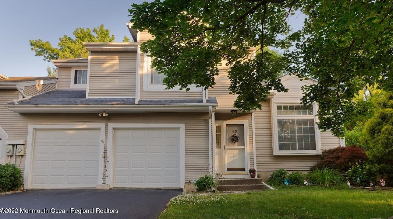 65 Bonnie Dr #2, Middletown, NJ 07748