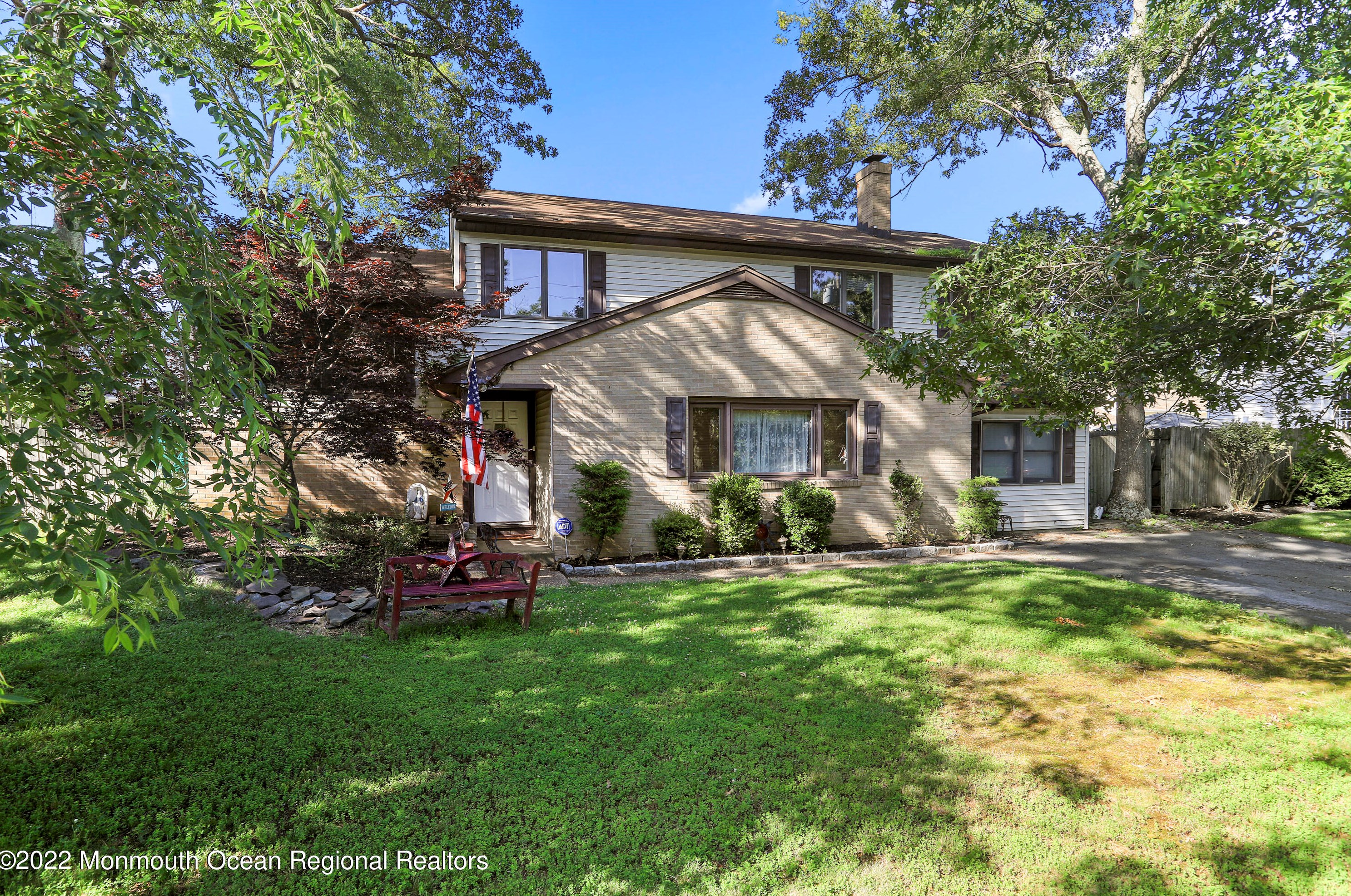 60 Shady Nook Dr, Toms River, NJ 08755