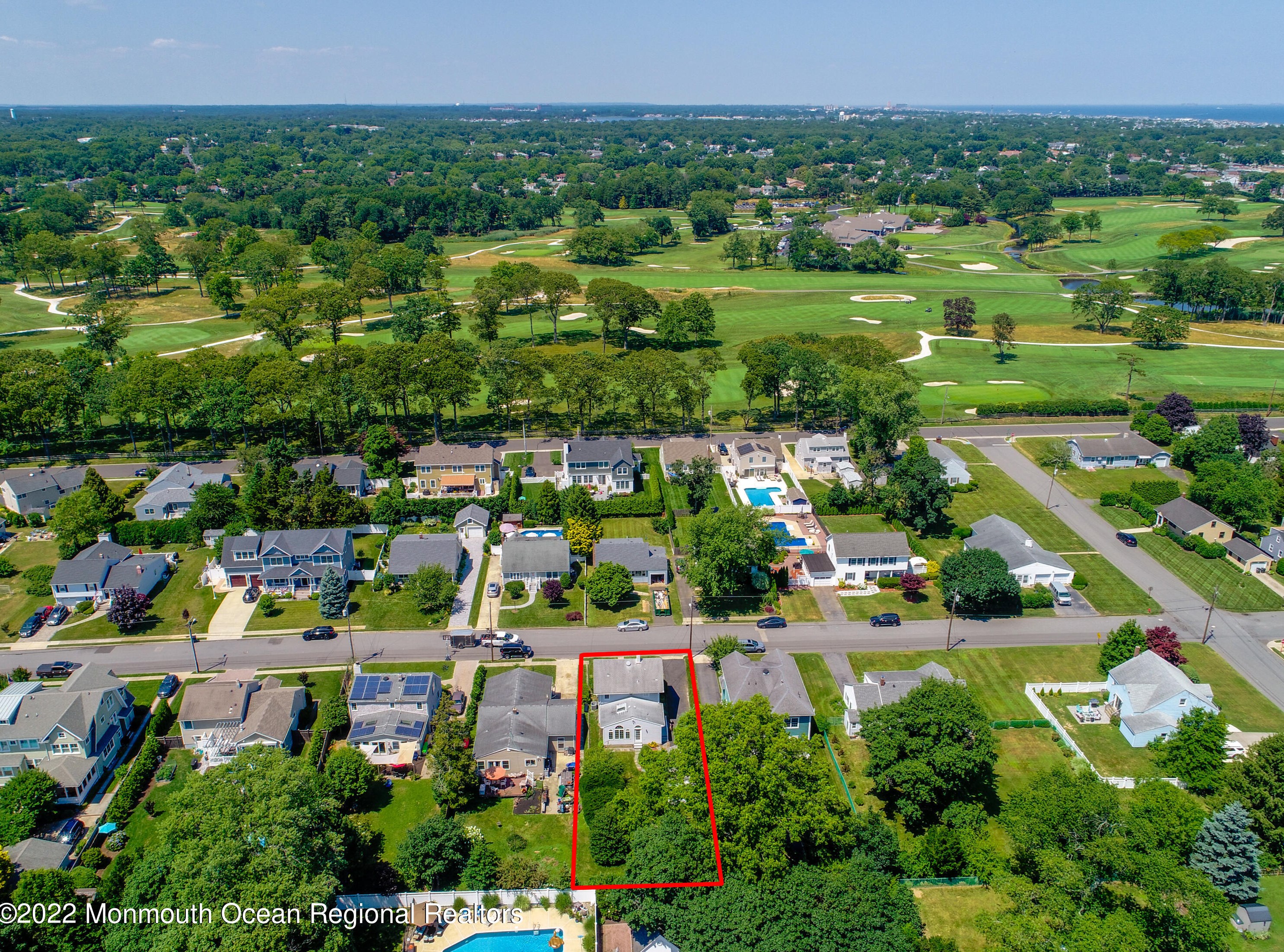 911 Lake Ave, Wall Township, NJ 07762-1264