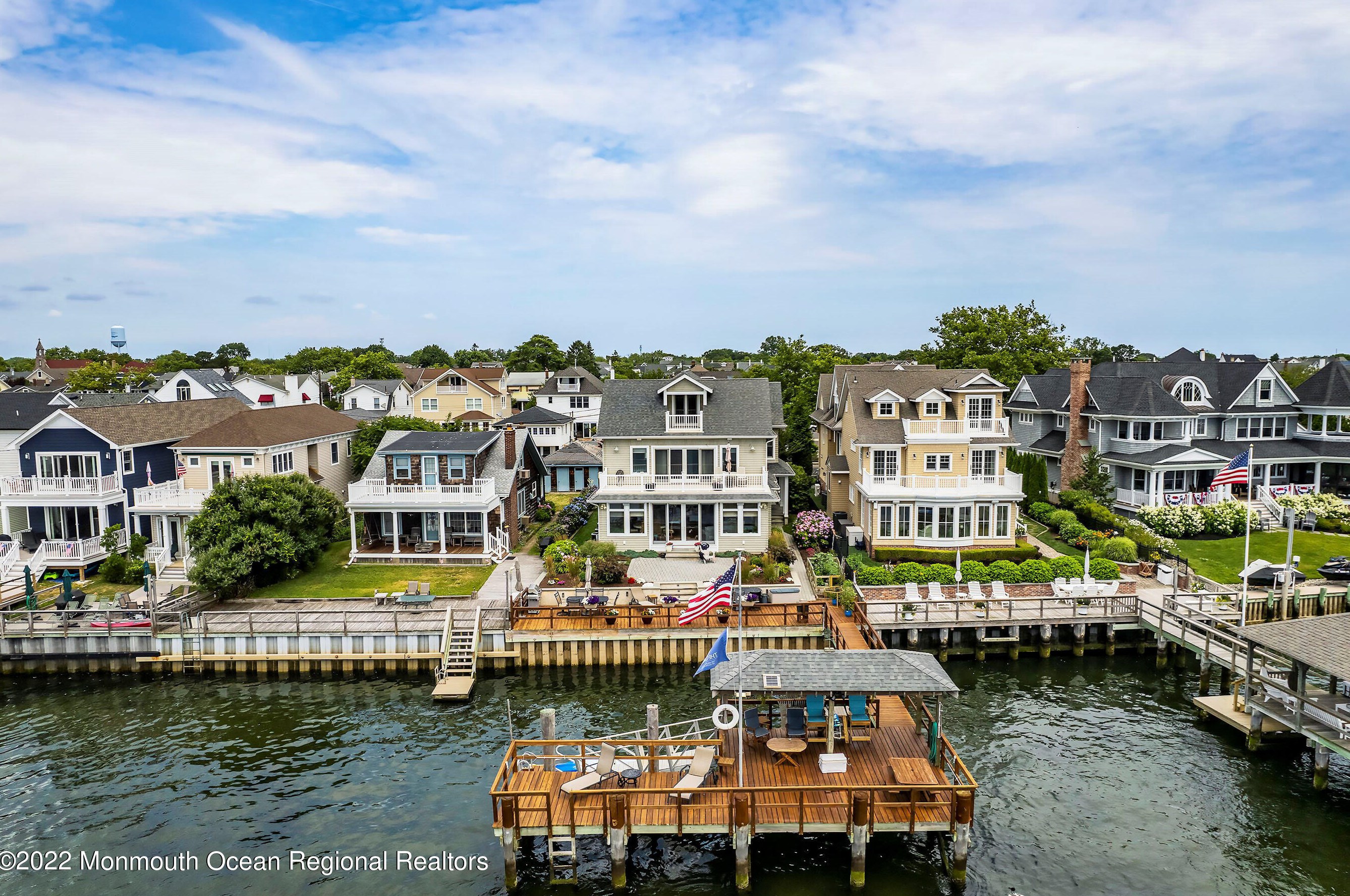324 Mckinley Pl, Avon, NJ 07717