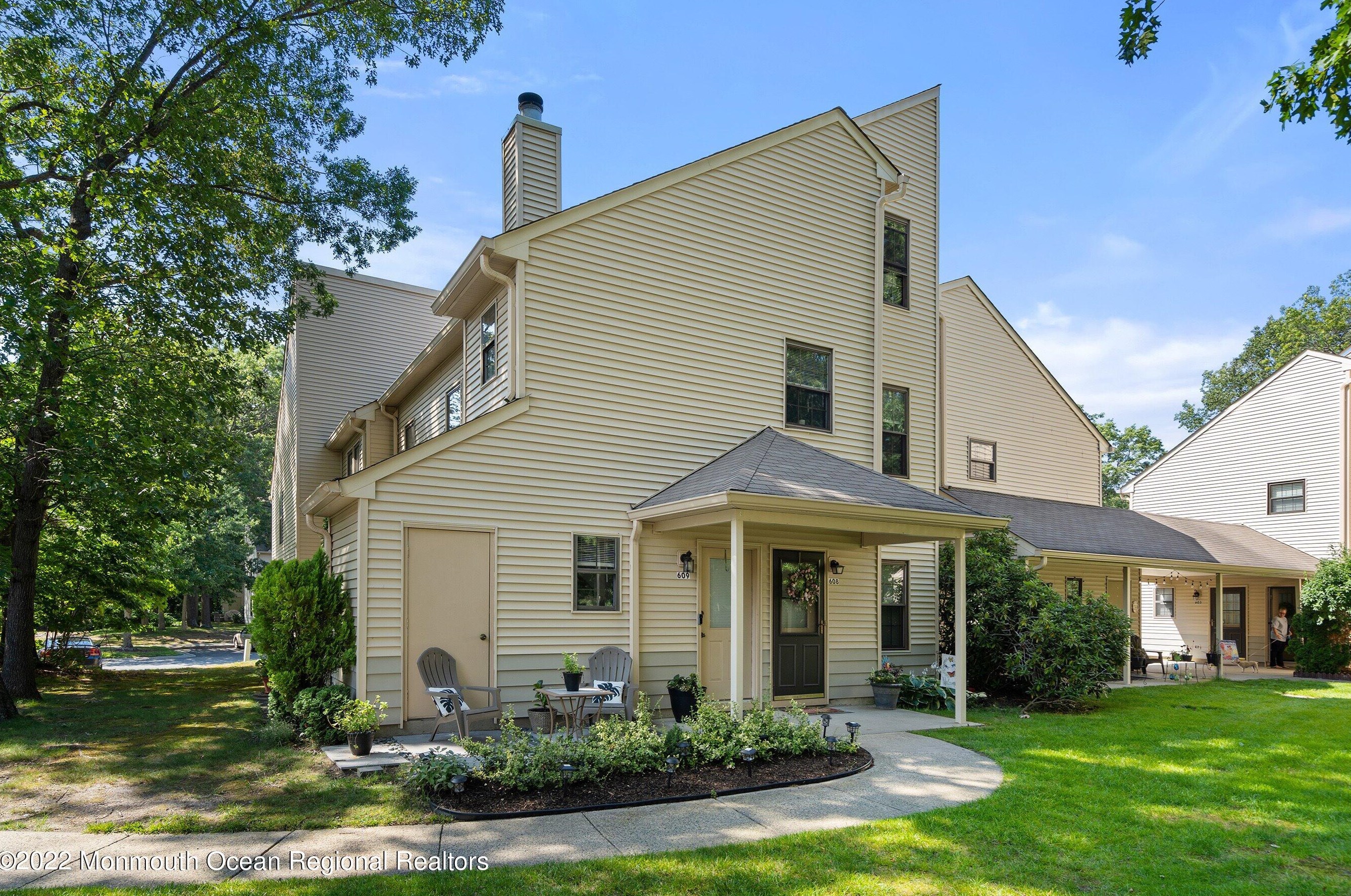 609 Sequoia Ct, Jackson Twp, NJ 08527