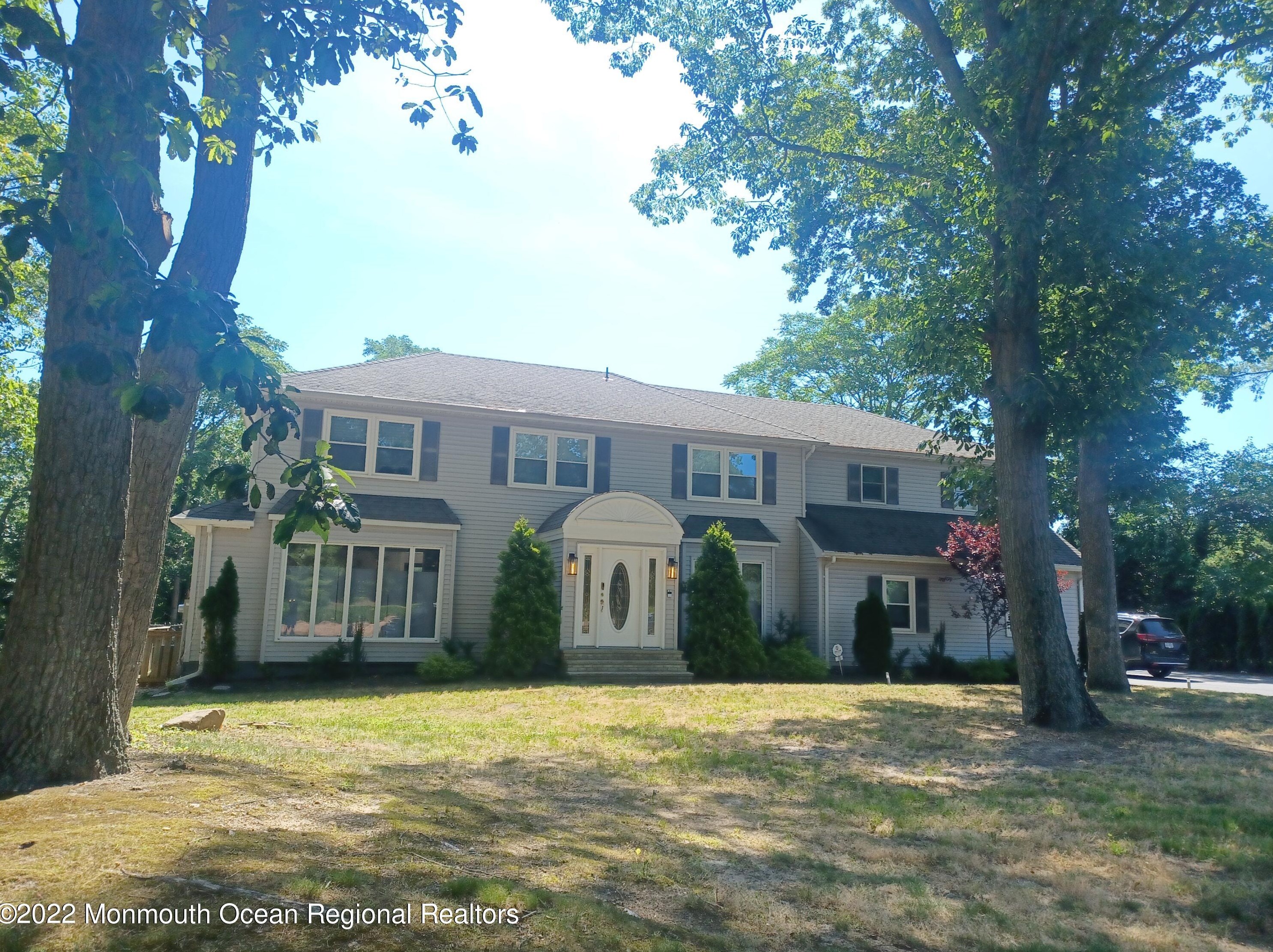 16 Woods Rd, West Long Branch, NJ 07764