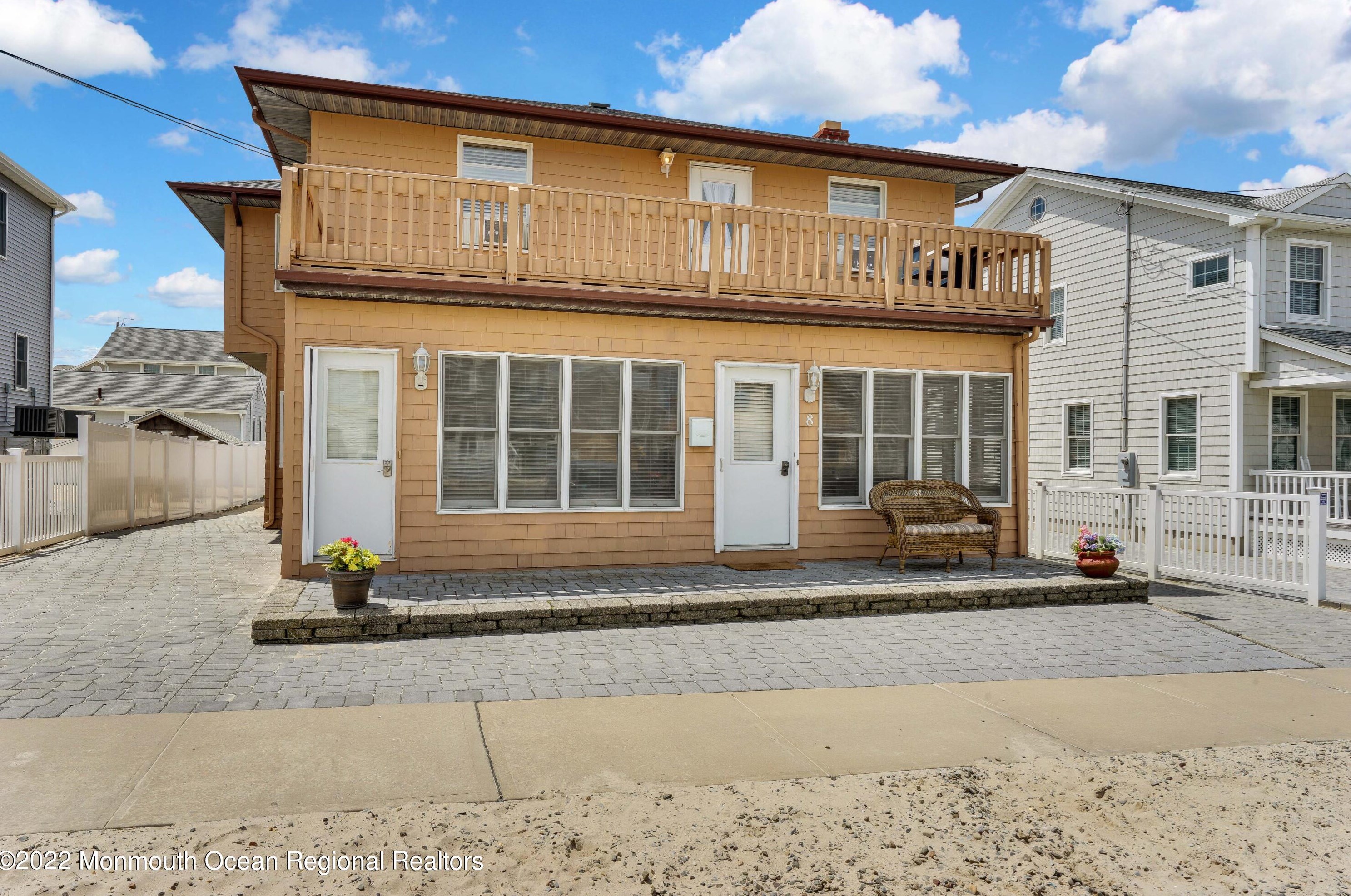 8 President Ave, Lavallette, NJ 08735