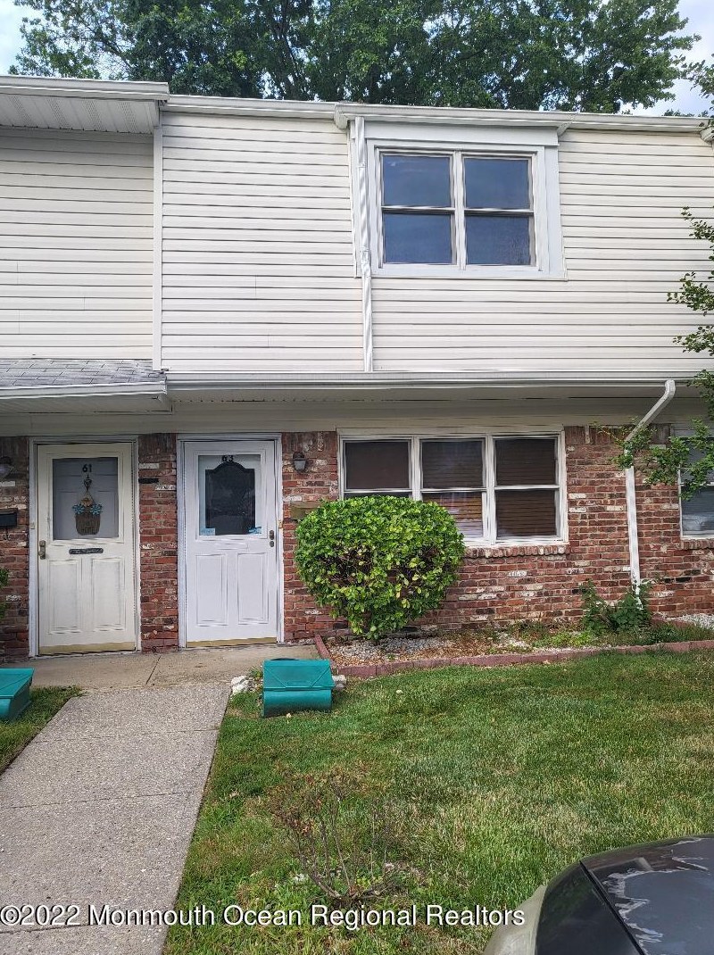63 Haven Dr, Matawan, NJ 07747-3641