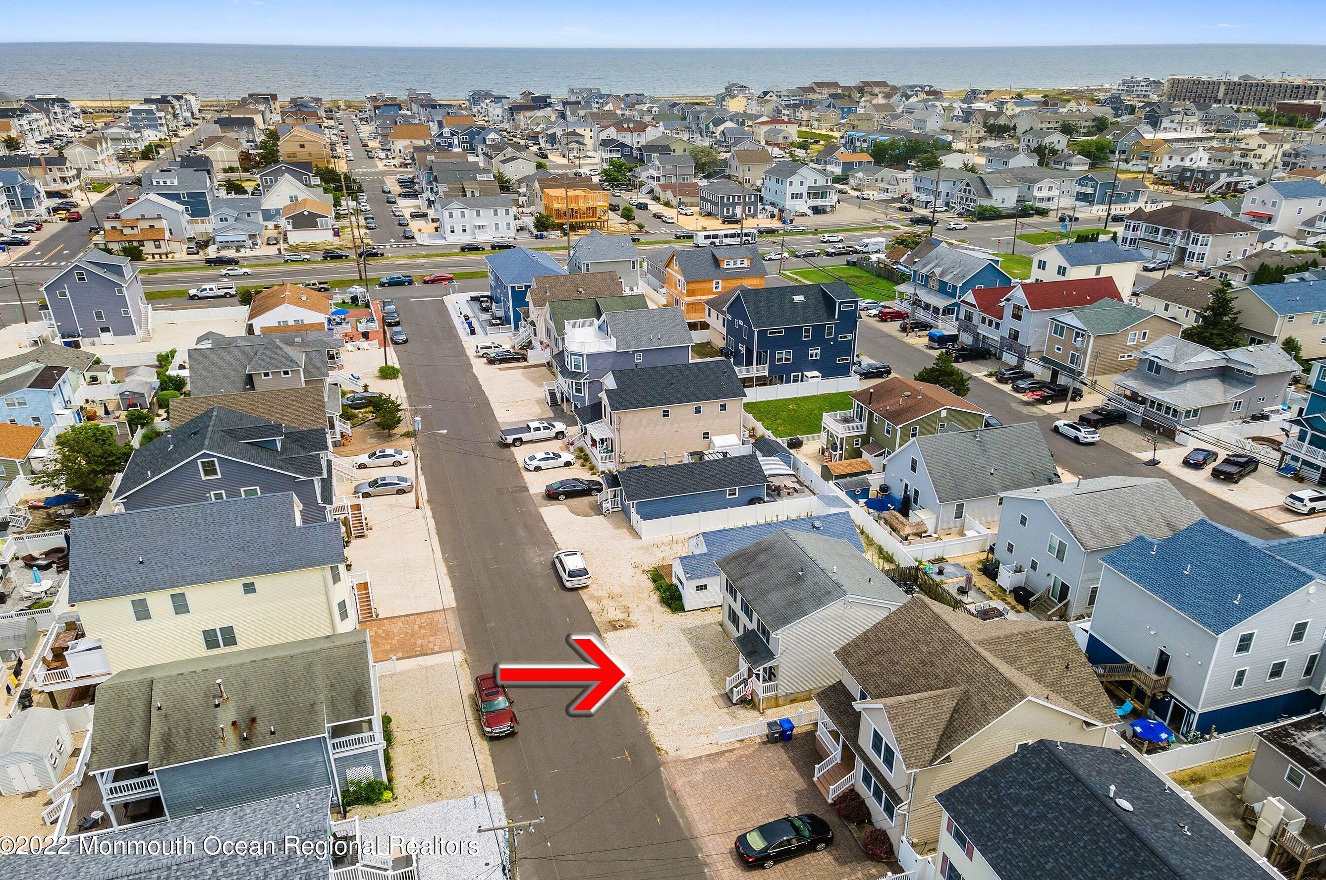 225 Fort Ave, Pelican Island, NJ 08751