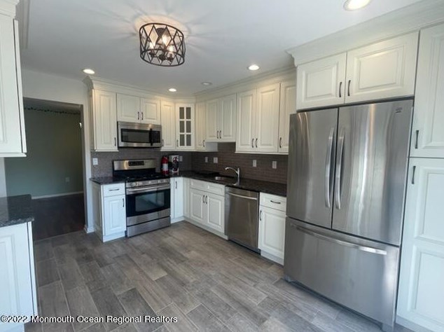 63 Picket Pl, East Freehold, NJ 07728