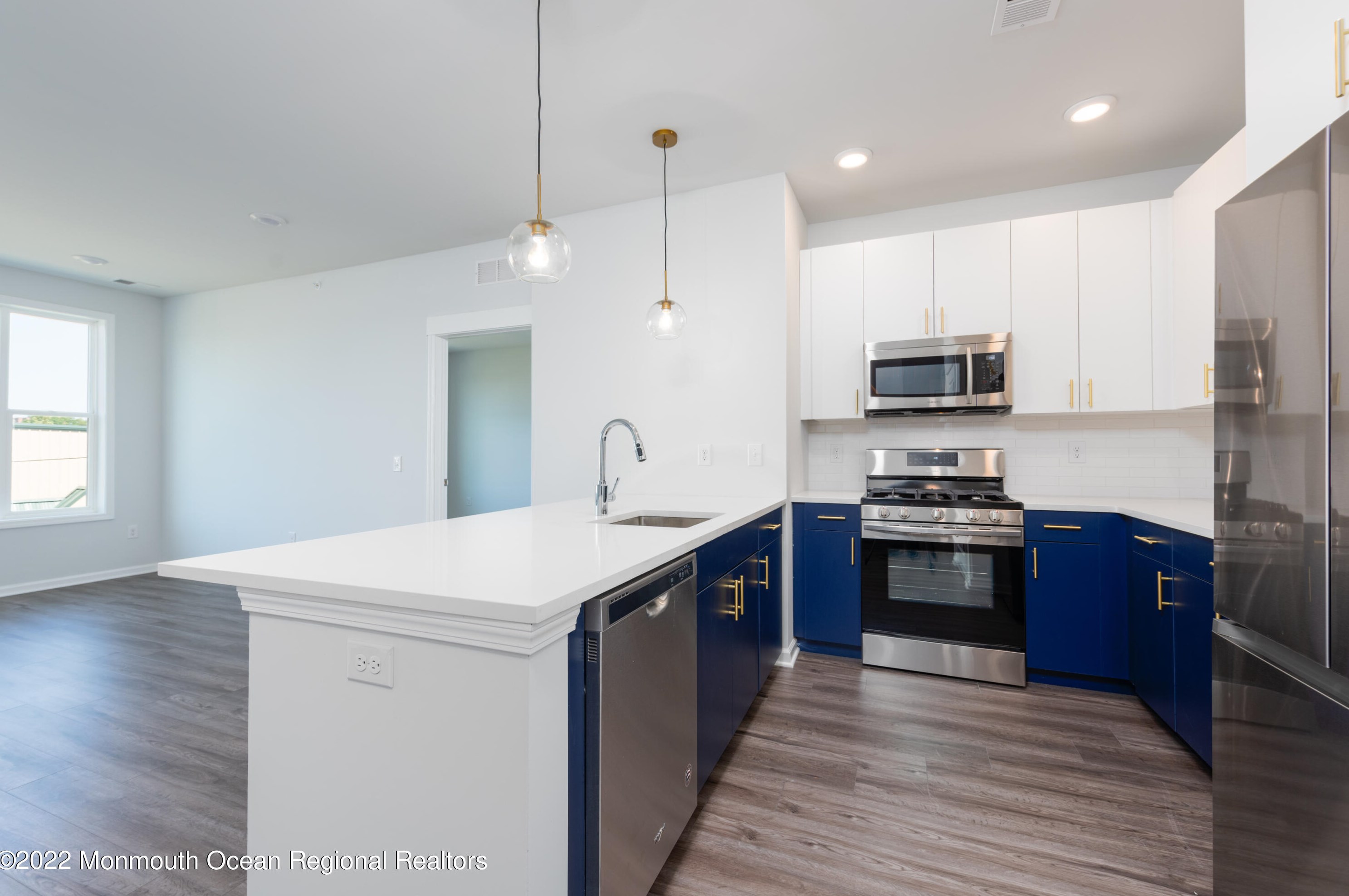 15 Lincoln Ave W #203, Atlantic Highlands, NJ 07716