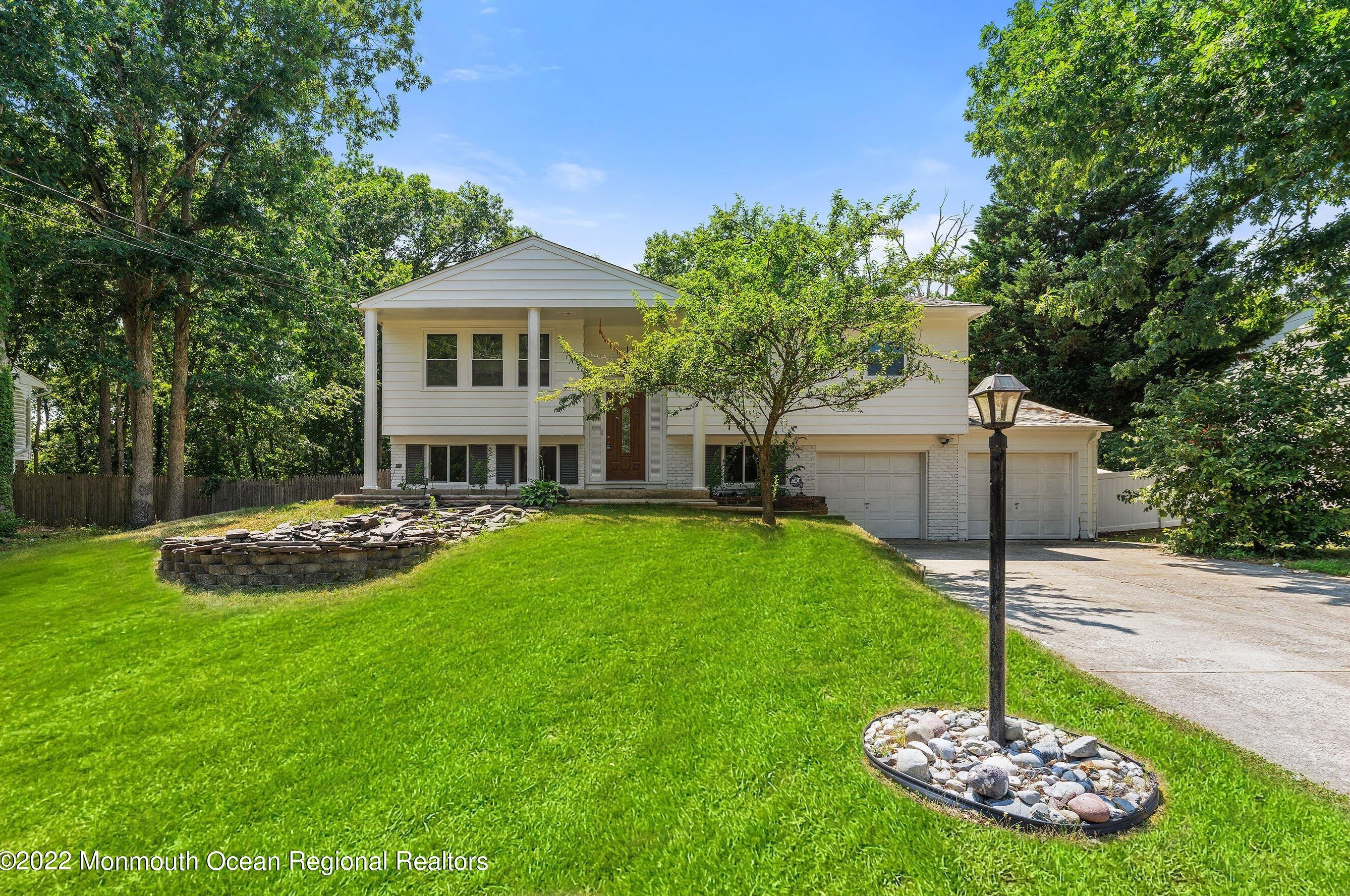 1126 Glenwood Rd, Toms River, NJ 08753