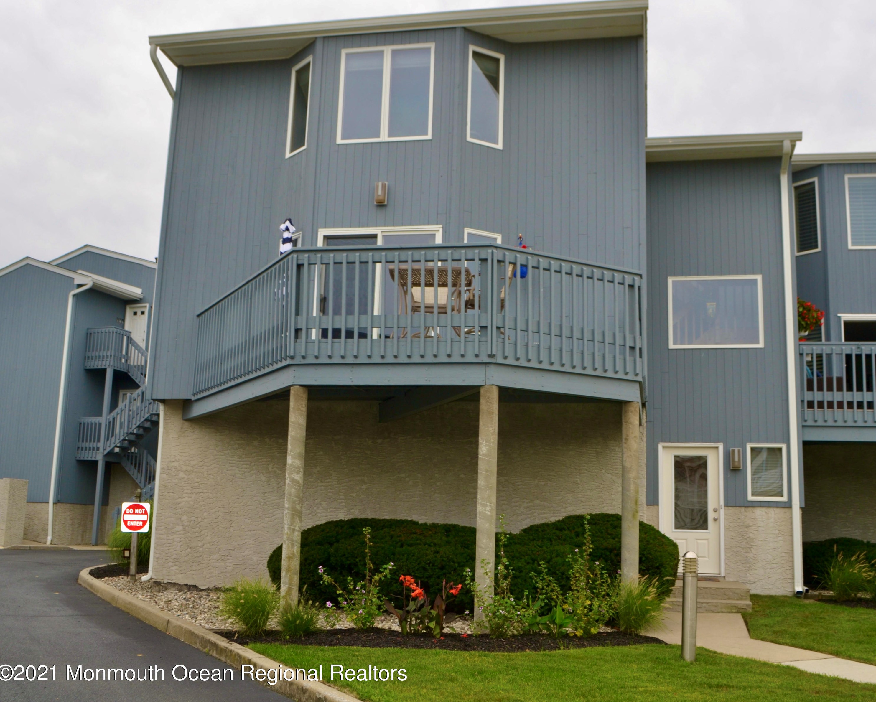109 2nd Ave, Belmar, NJ 07719