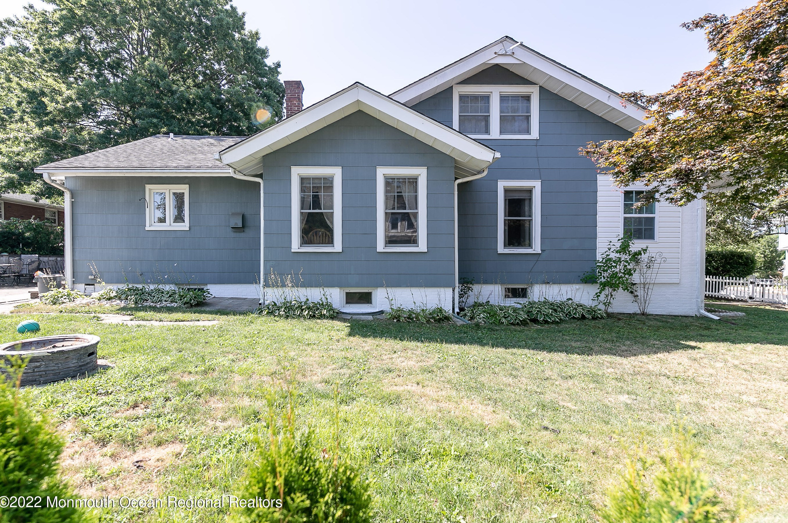 12 Cheesequake Rd, Sayreville, NJ 08872-1905