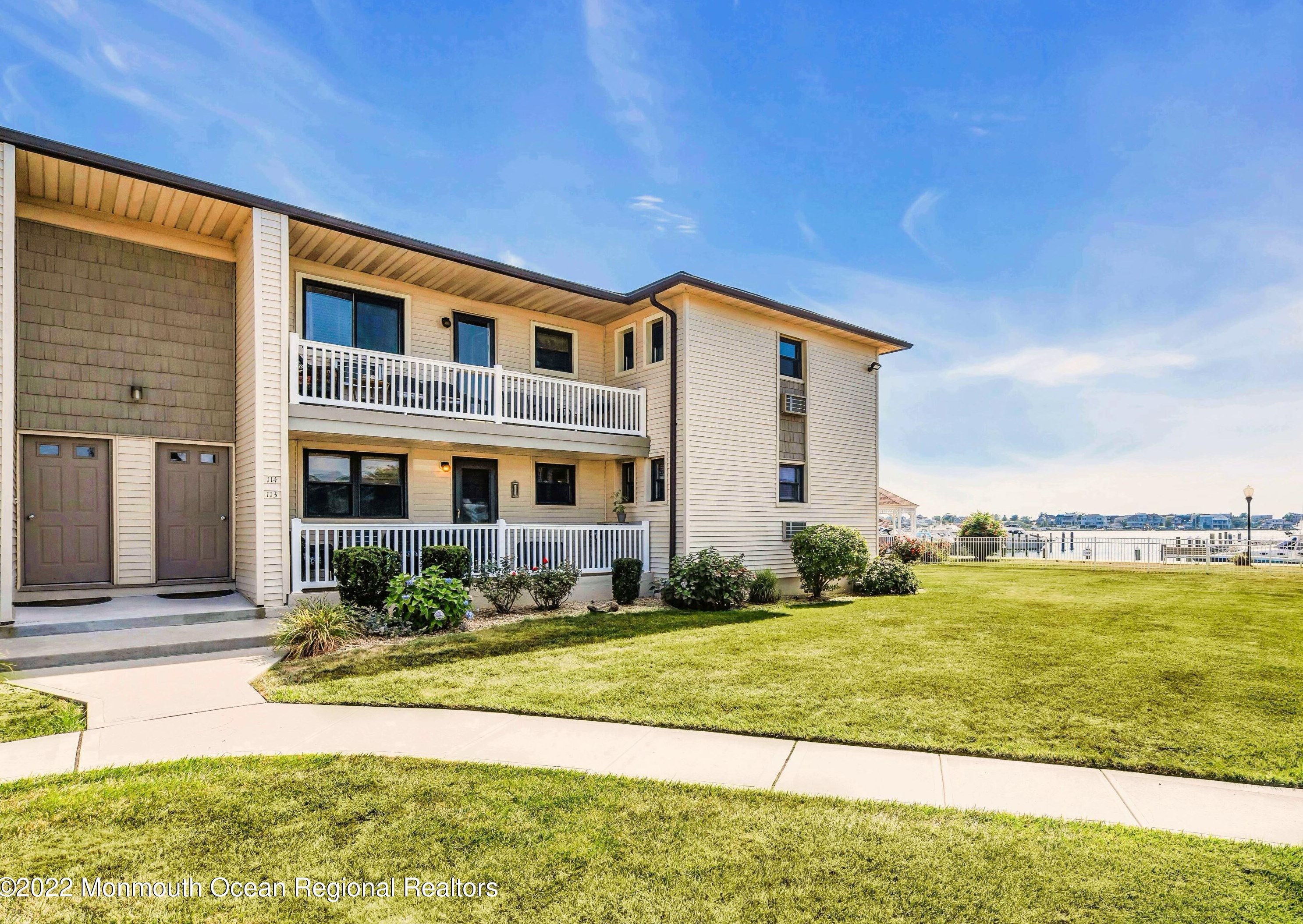 113 Wharfside Dr, Monmouth Beach, NJ 07750