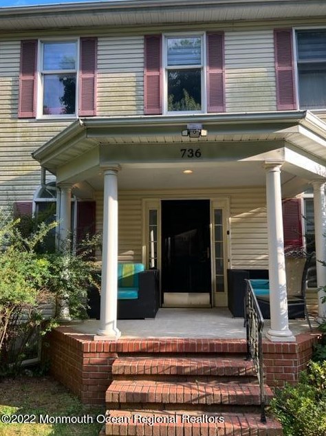 736 Roseld Ave, Tinton Falls, NJ 07712