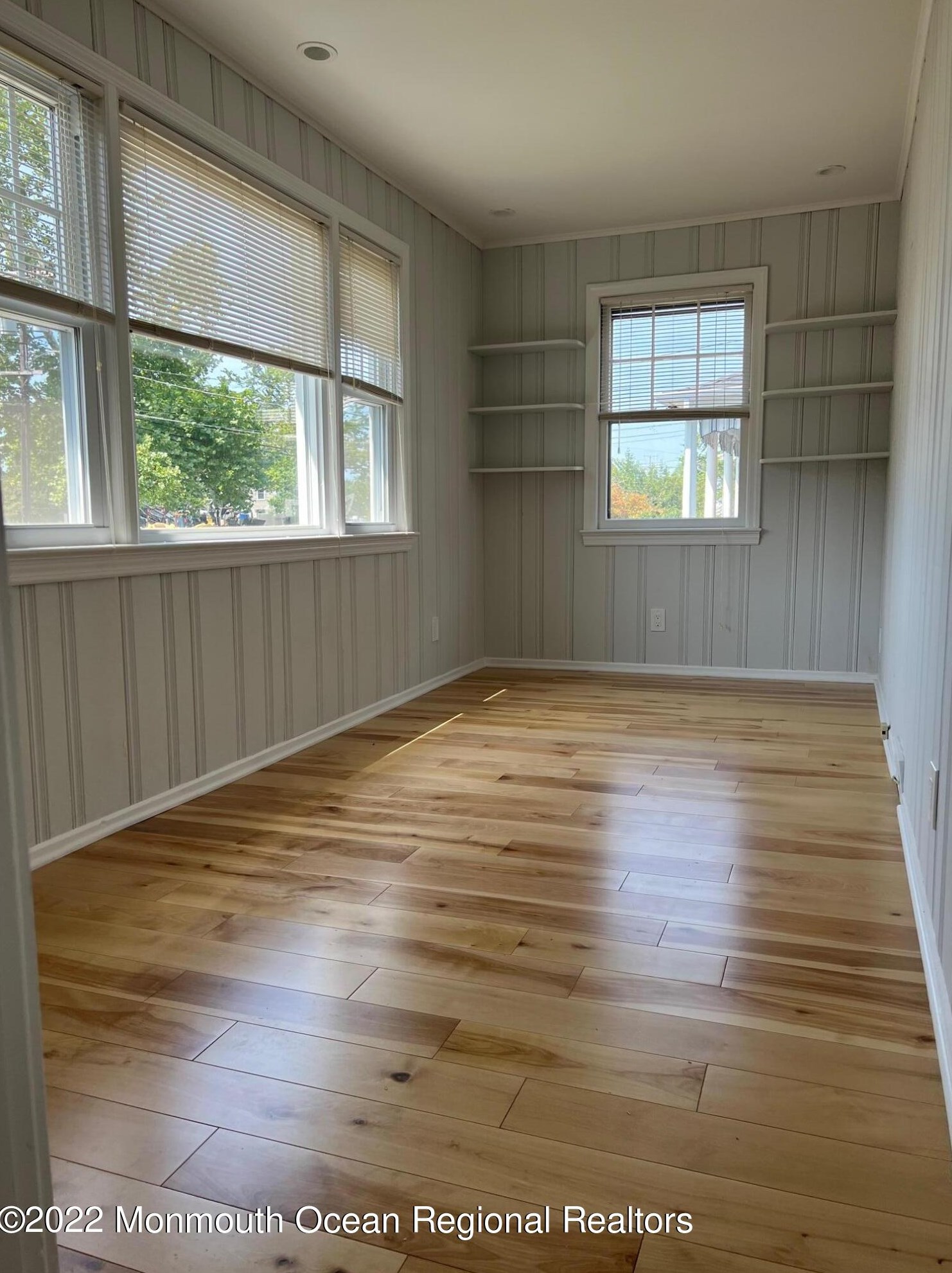 72 Harding Rd, Tinton Falls, NJ 07701