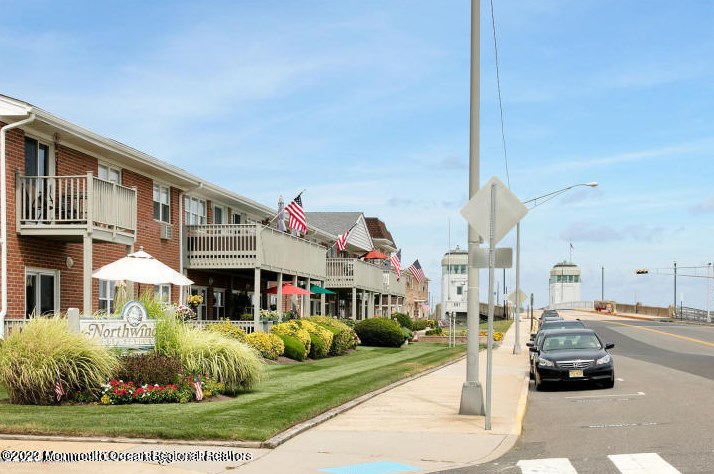 5 Ocean Ave #3b, Belmar, NJ