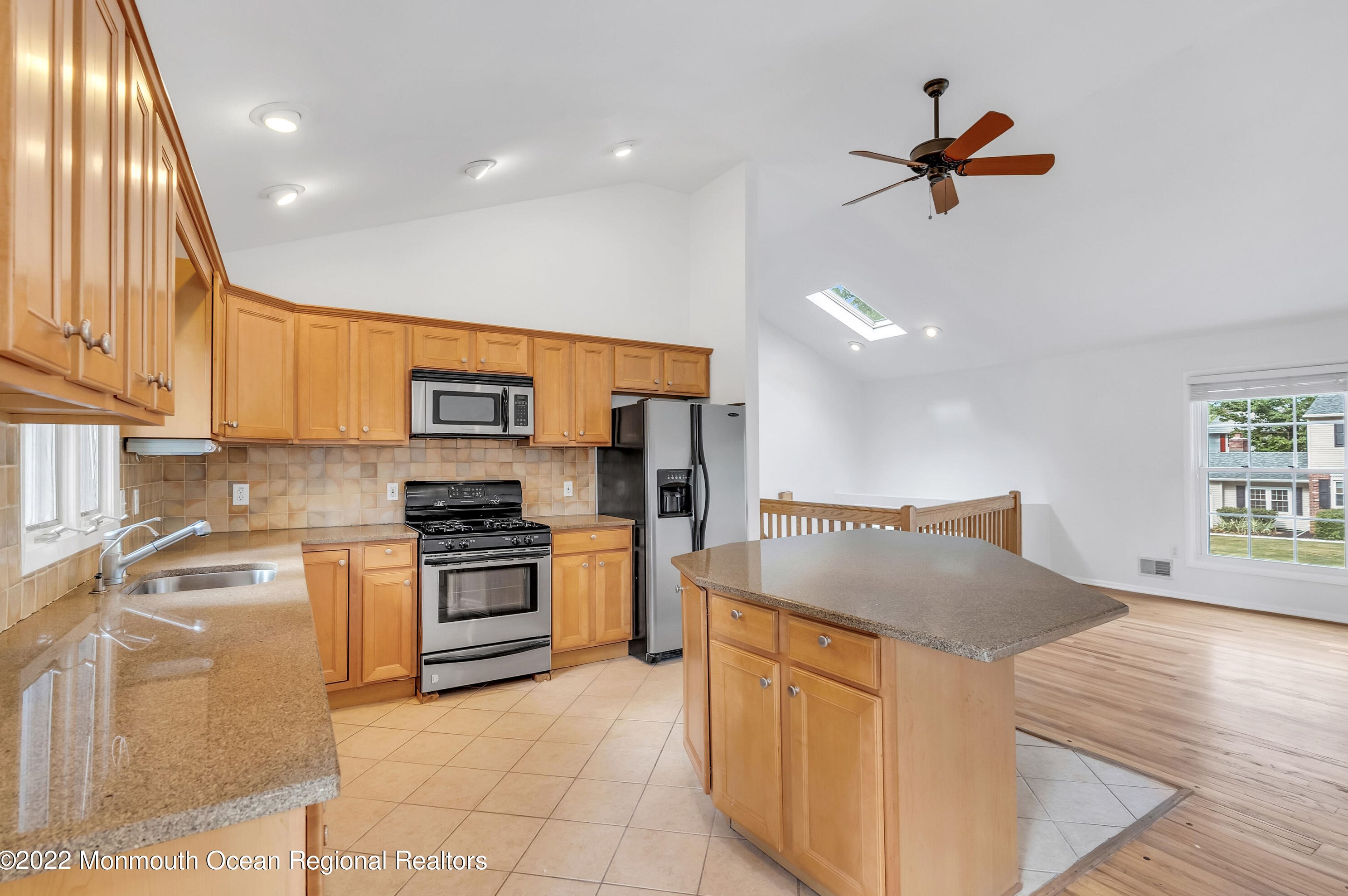 1802 Holbrook St, Oakhurst NJ  07755-2837 exterior