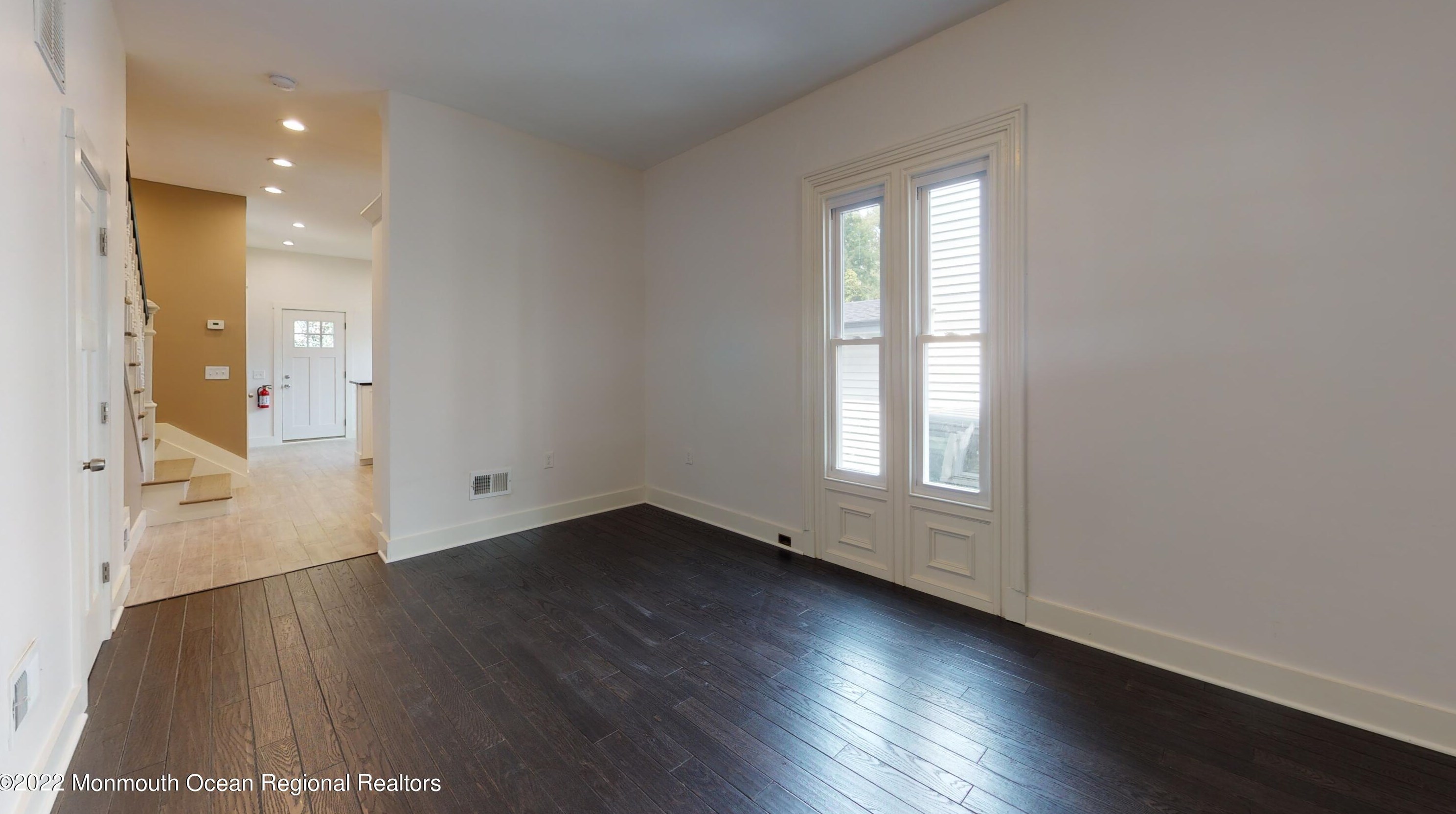 43 Linden Pl, Tinton Falls, NJ 07701