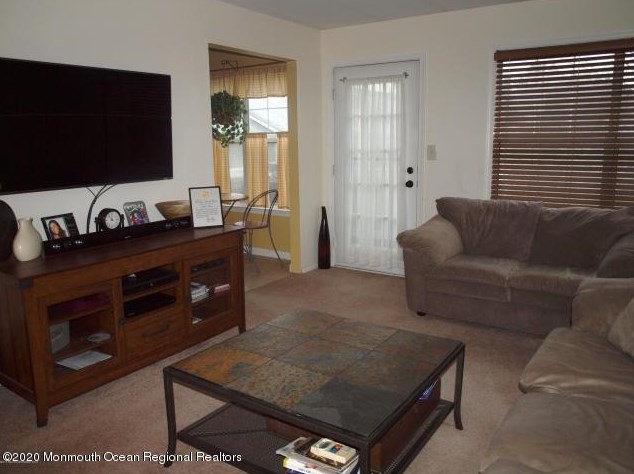 366 Sequoia Ct, Wall Township, NJ 07731