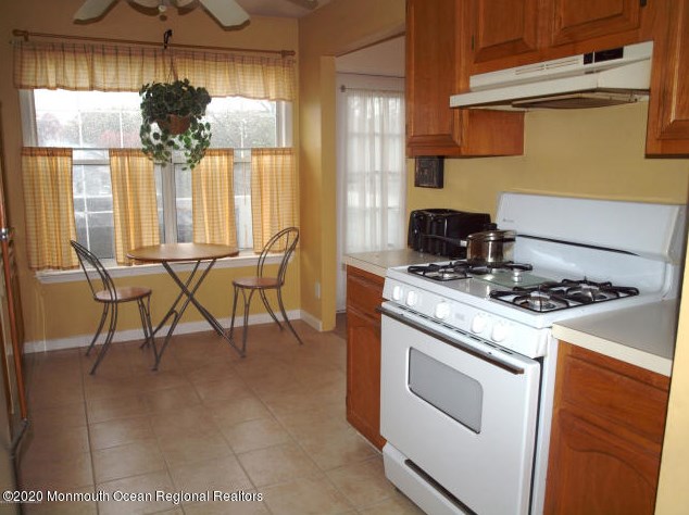 366 Sequoia Ct, Wall Township NJ  07731-3422 exterior