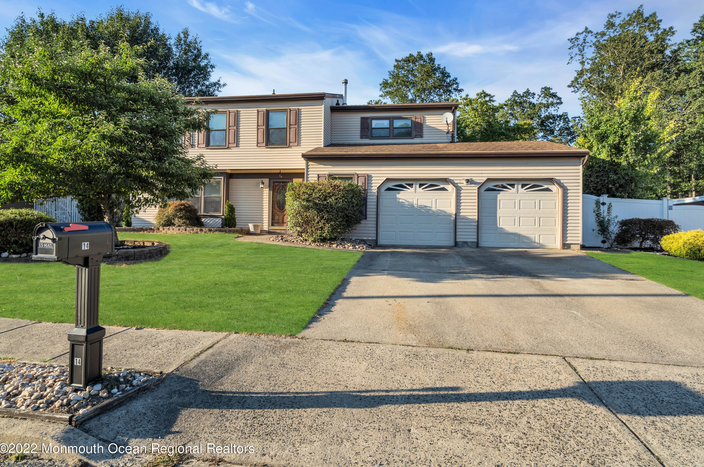 14 Remsen Dr, Wall Township, NJ 07731-1959