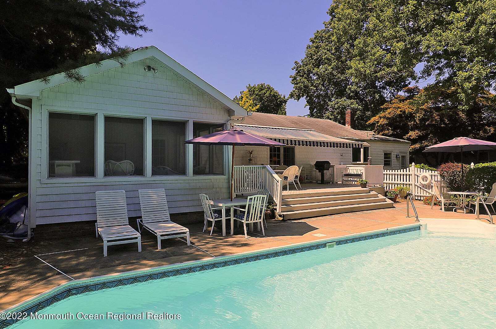 16 Burntmill Cir, Oceanport, NJ 07757-1060