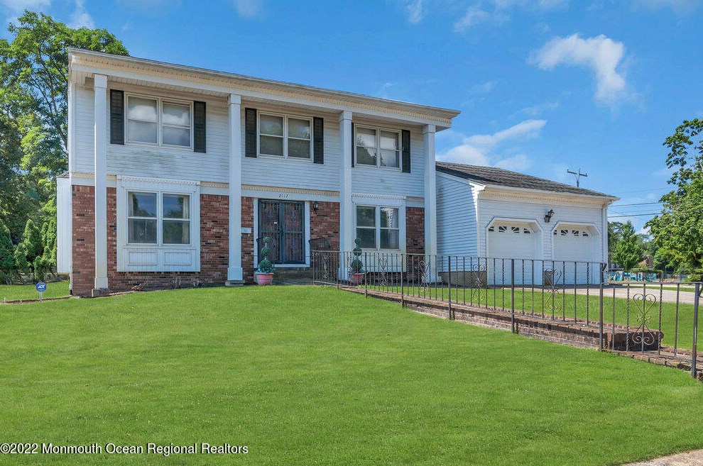 2117 Millbrook Rd, Wall Township, NJ 08750-1307