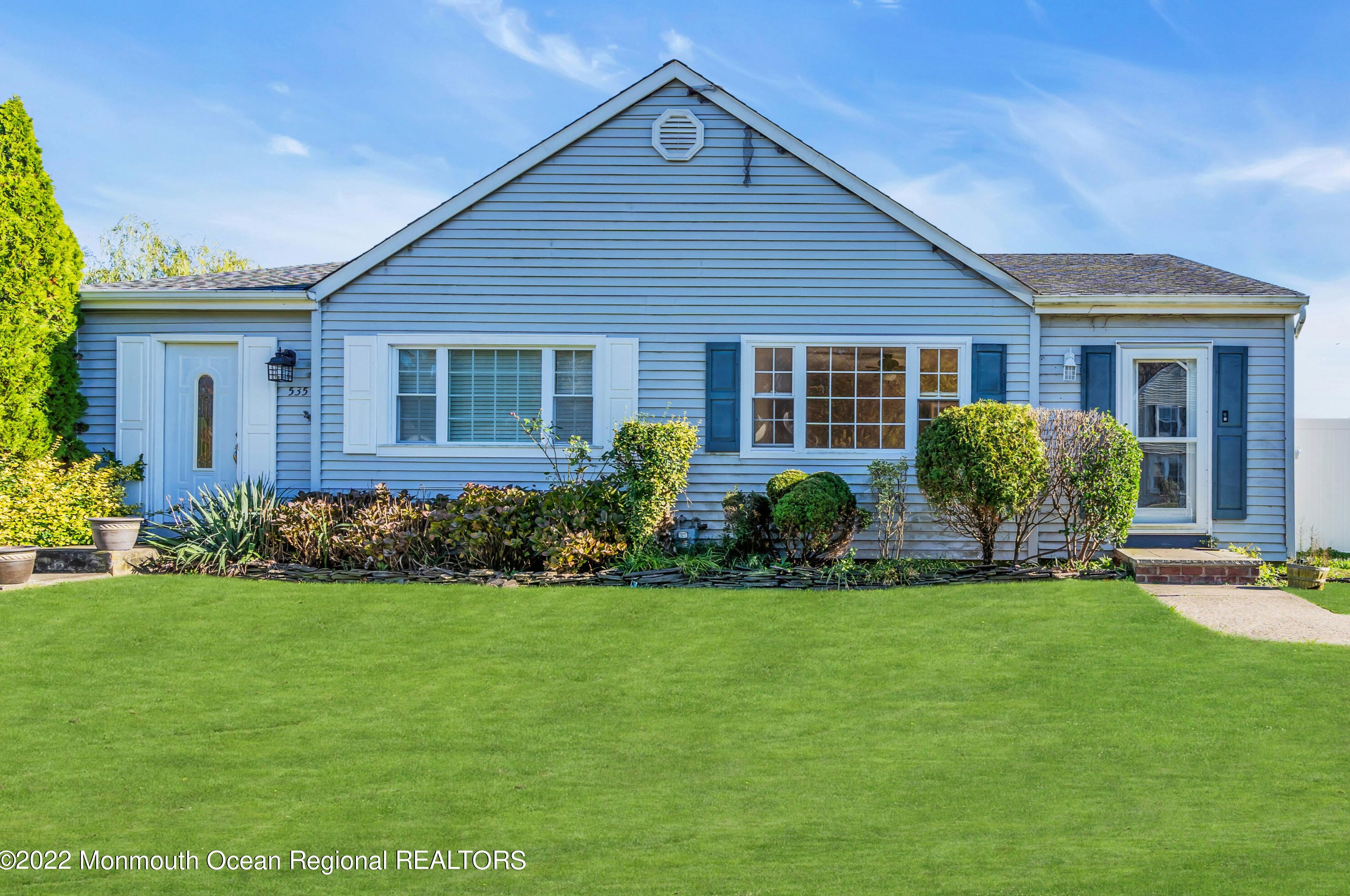 533 Iron Kettle Rd, Toms River NJ  08753-6284 exterior
