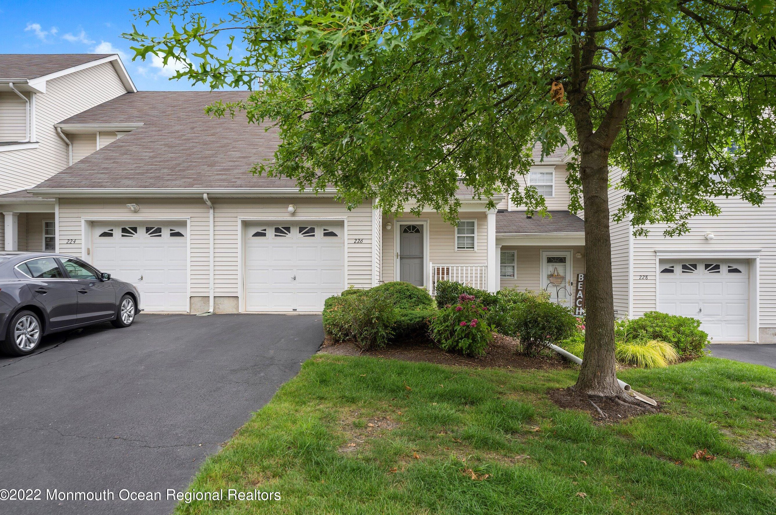 226 Frankfort Ave, Wall Township, NJ 07753-8303