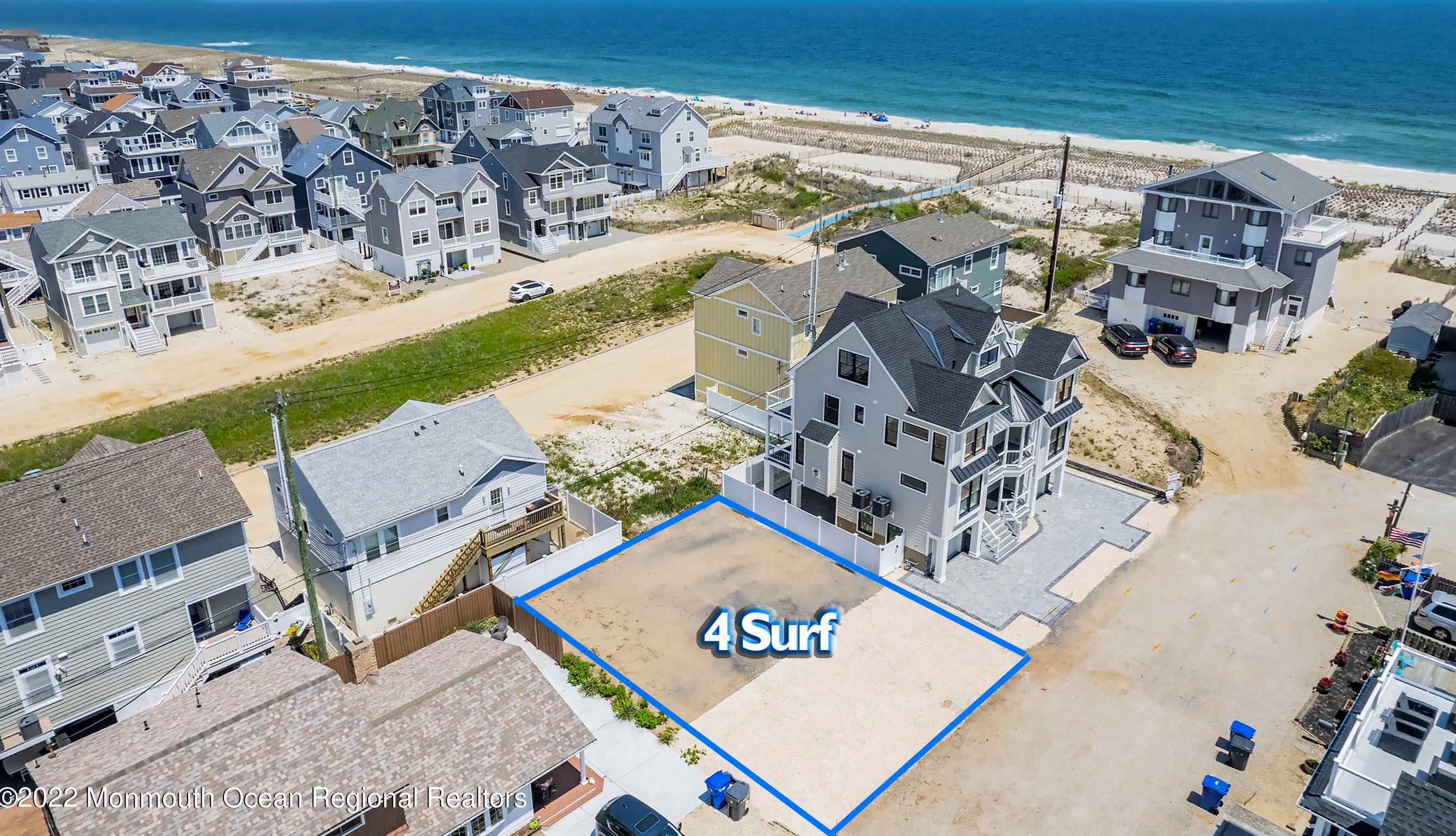 4 Surf Rd, Pelican Island, NJ 08751
