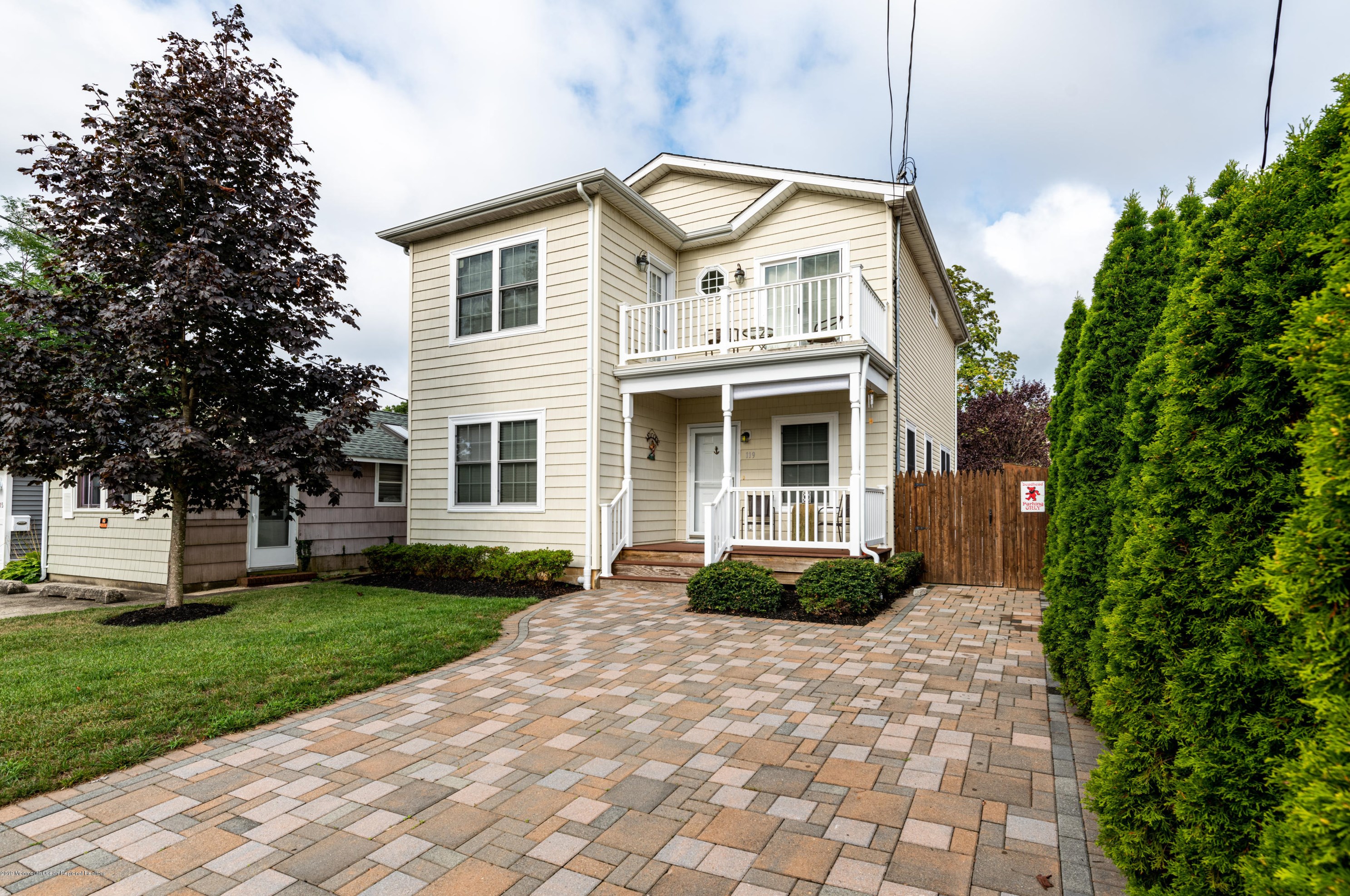 119 6th Ave, Wall Township, NJ 07762-1802