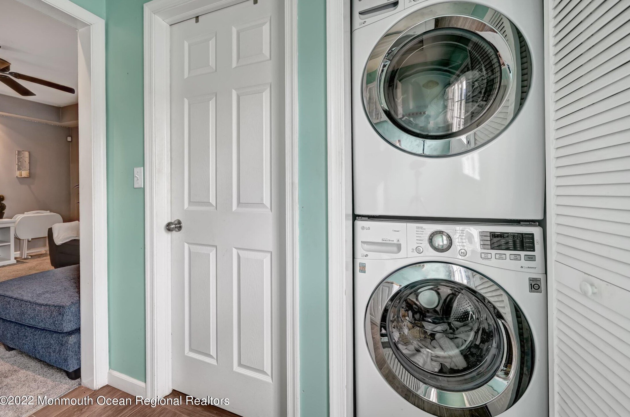 211 Chestnut St, Toms River NJ exterior