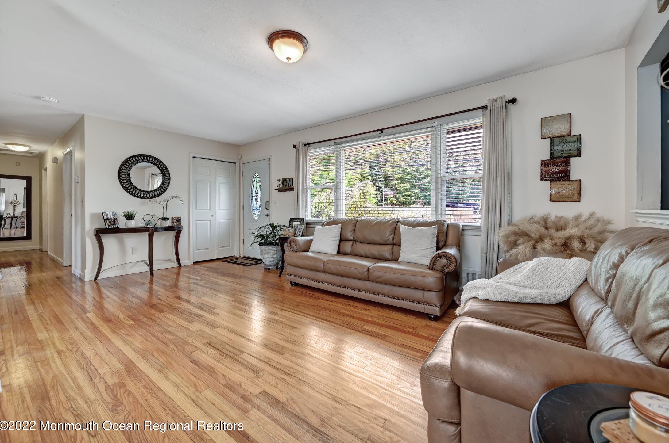 211 Chestnut St, Toms River NJ exterior