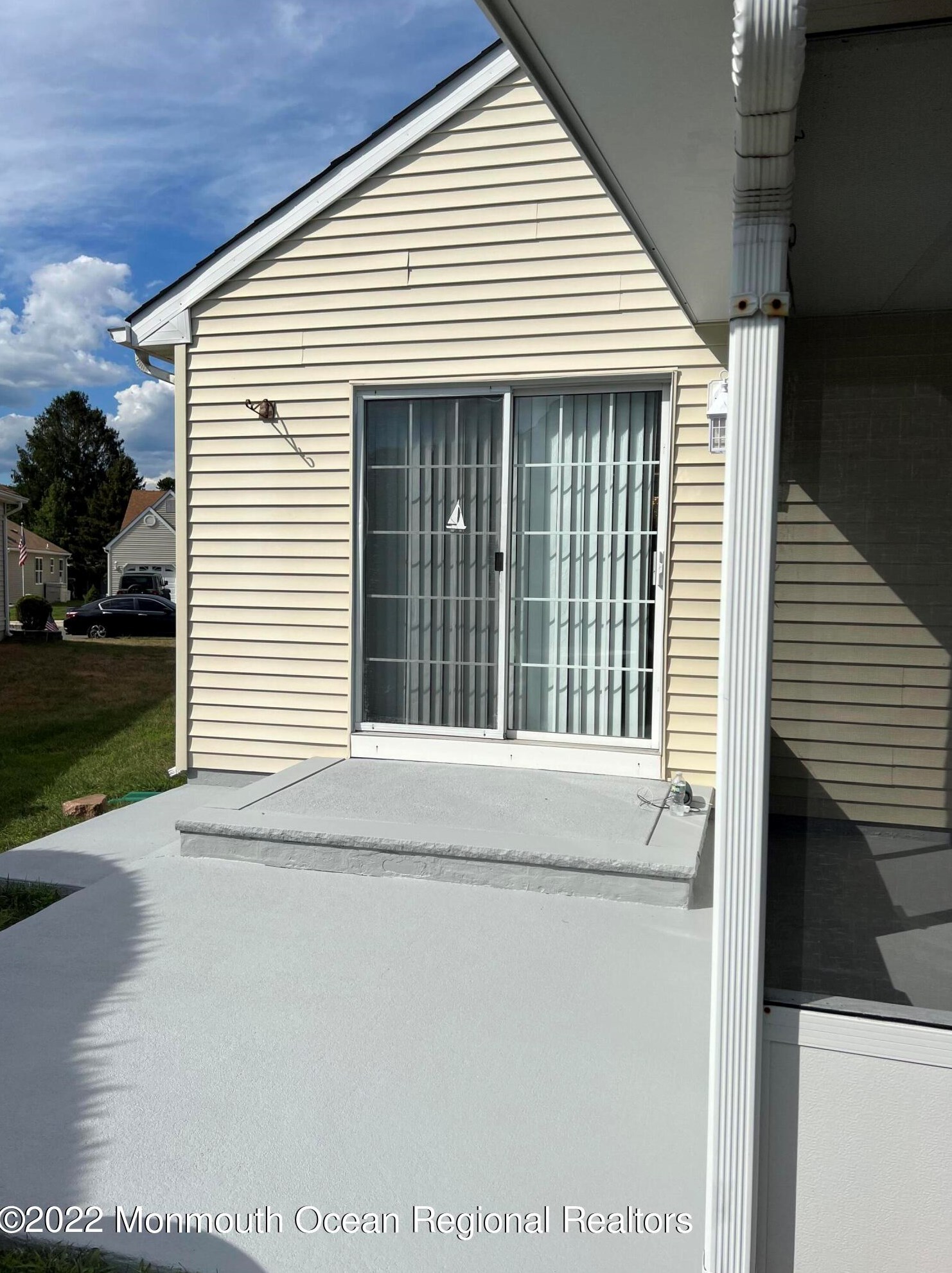 19 Winterton Dr, Toms River NJ  08757-6024 exterior