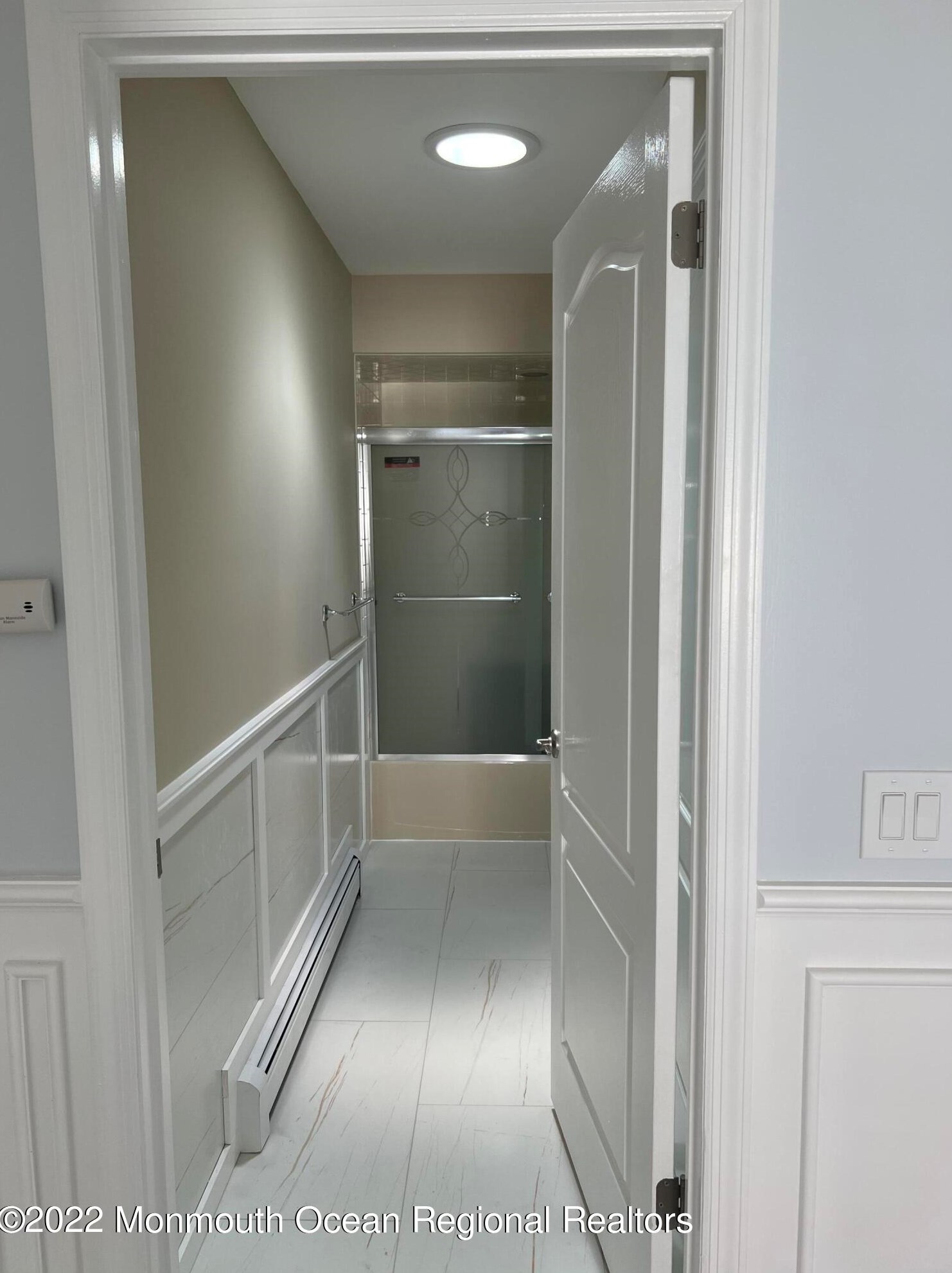 19 Winterton Dr, Toms River NJ  08757-6024 exterior