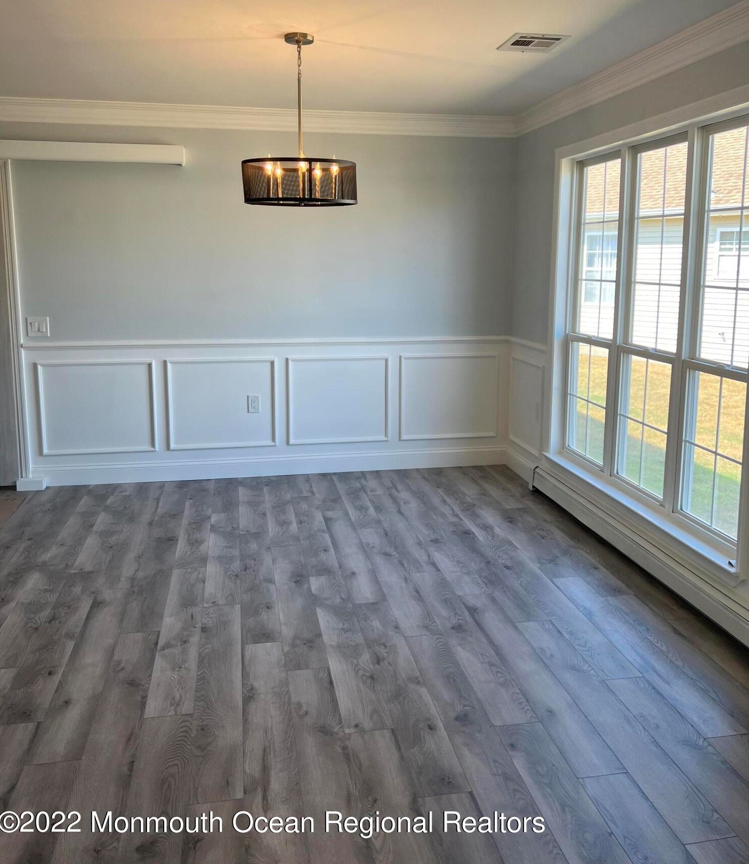 19 Winterton Dr, Toms River NJ  08757-6024 exterior