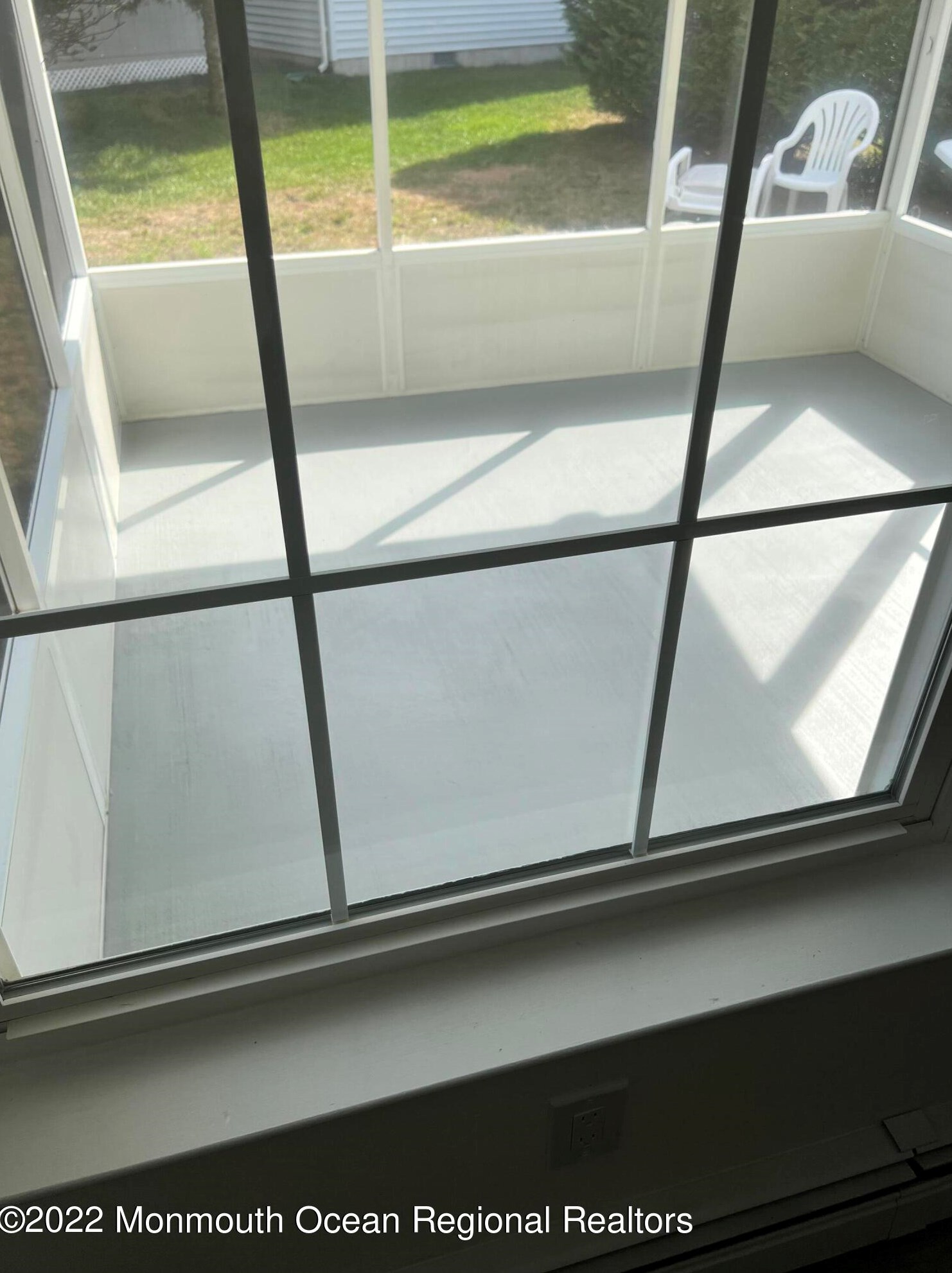 19 Winterton Dr, Toms River NJ  08757-6024 exterior
