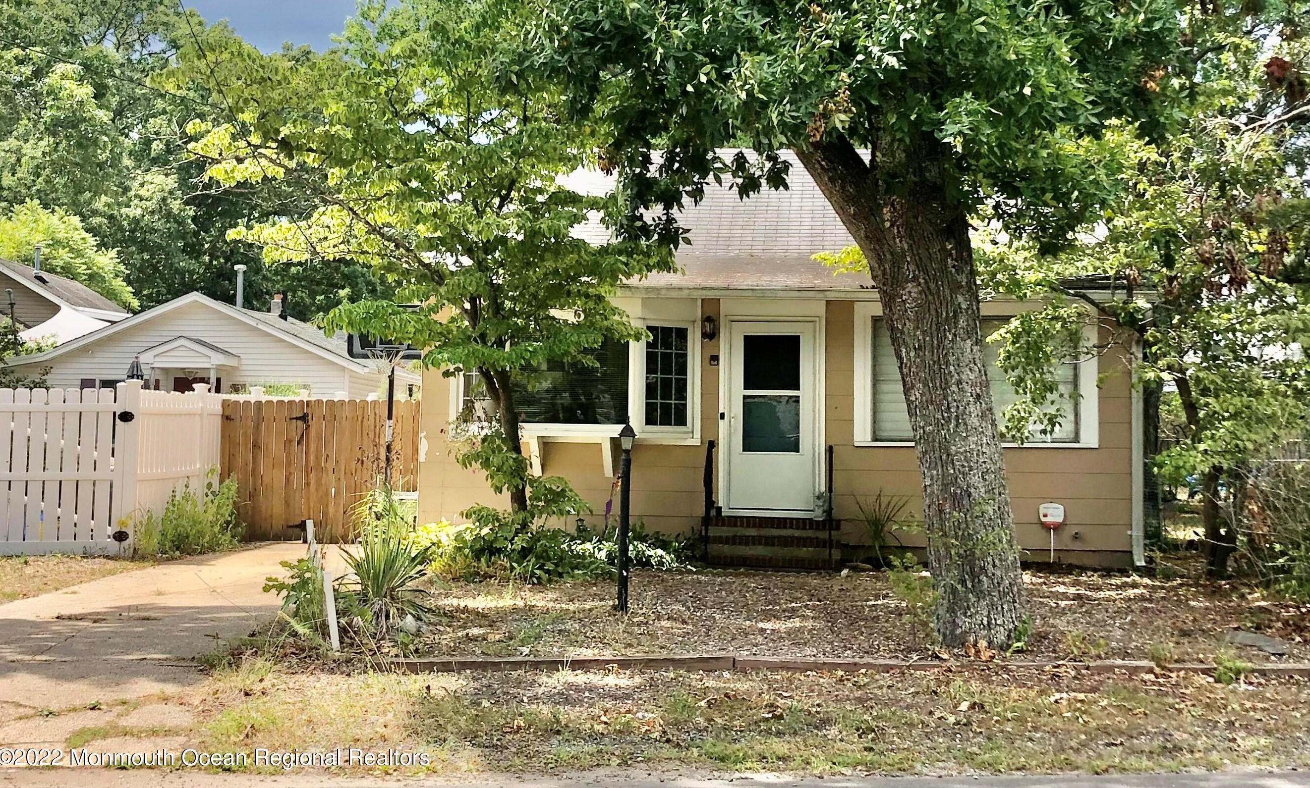 468 End Ave, Toms River, NJ 08753-7050